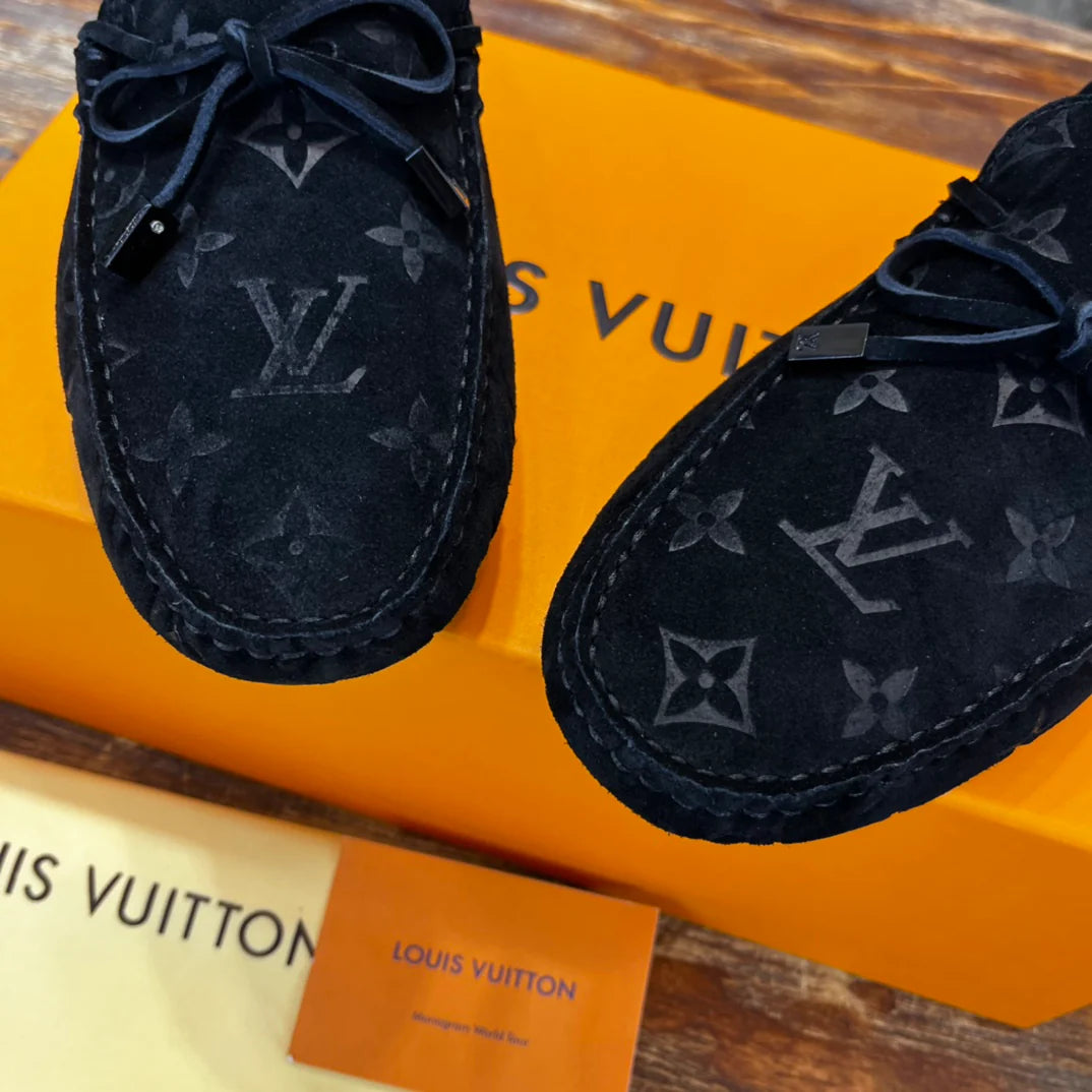 LV SNEAKER