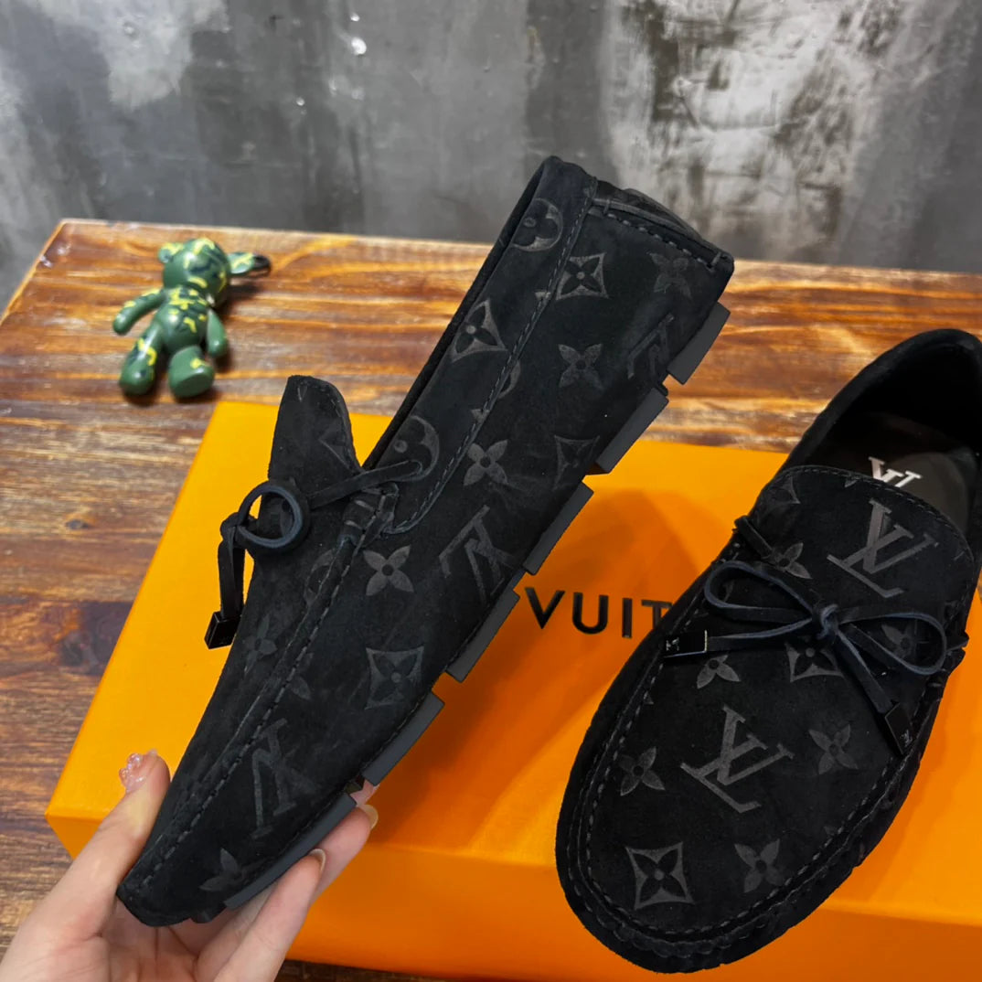 LV SNEAKER