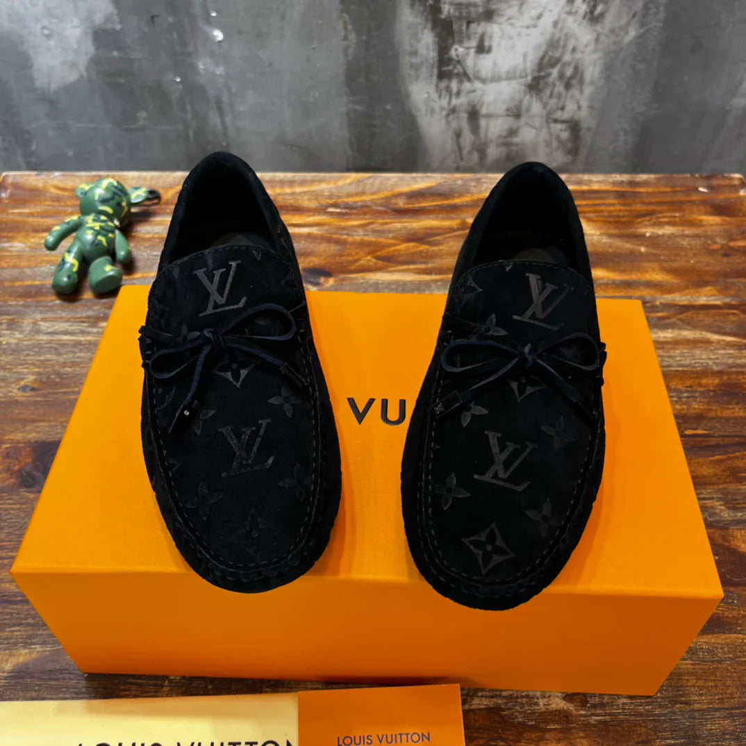 LV SNEAKER