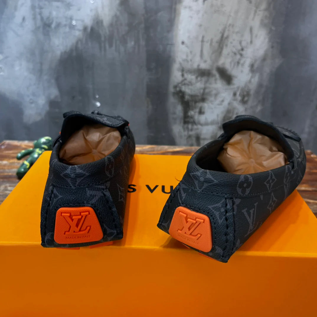 LV SNEAKER