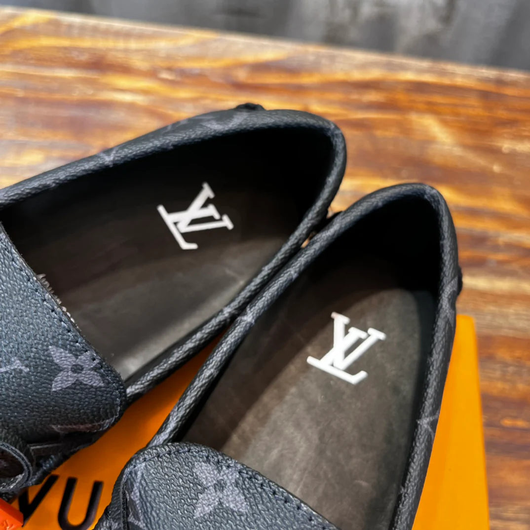 LV SNEAKER