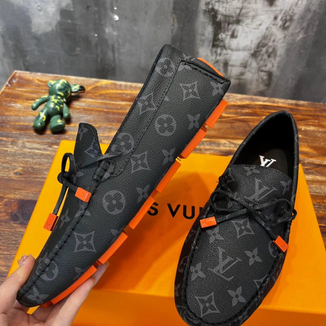 LV SNEAKER