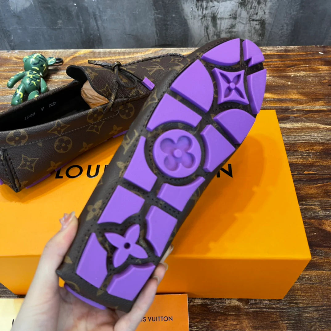 LV SNEAKER
