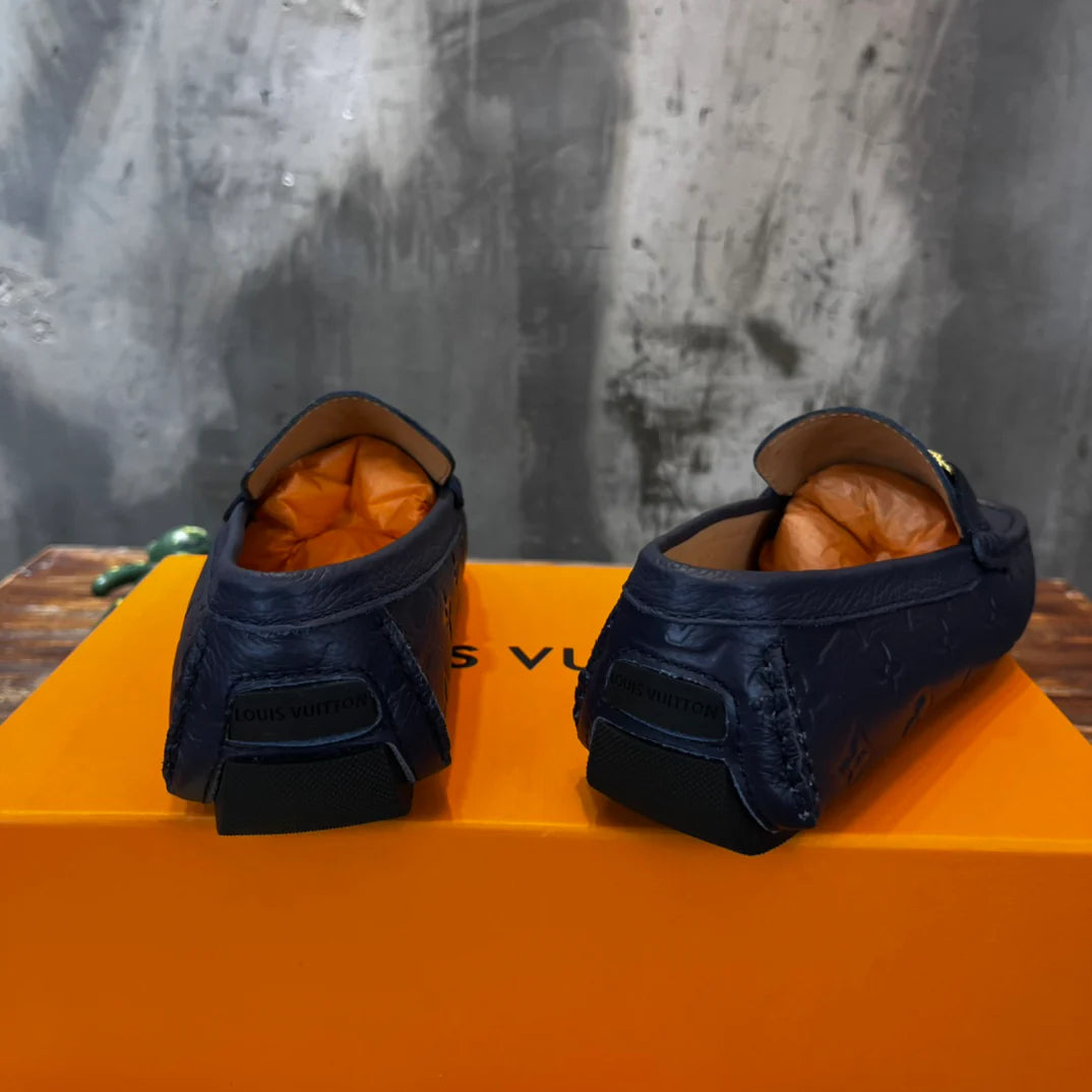 LV SNEAKER