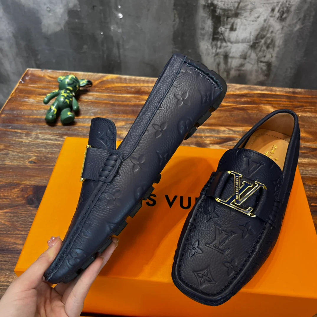 LV SNEAKER