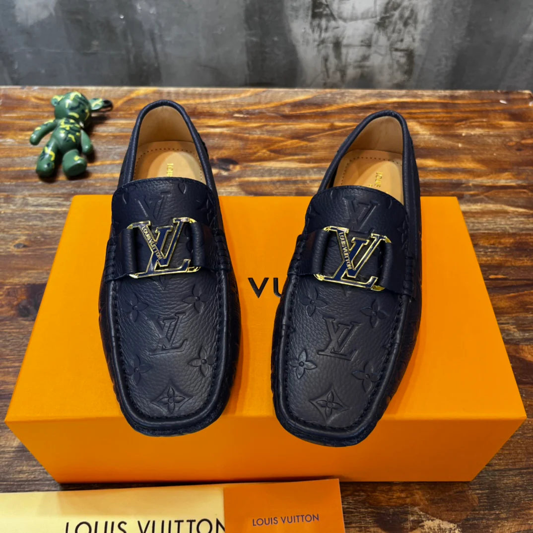 LV SNEAKER