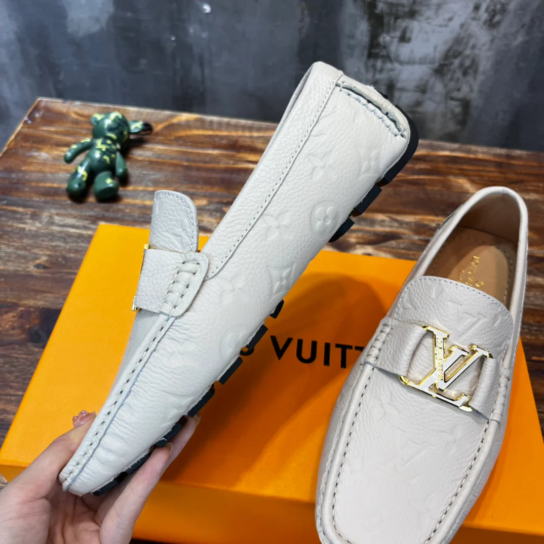 LV SNEAKER