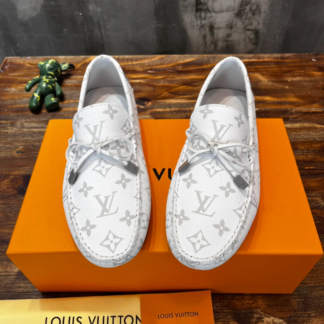 LV SNEAKER