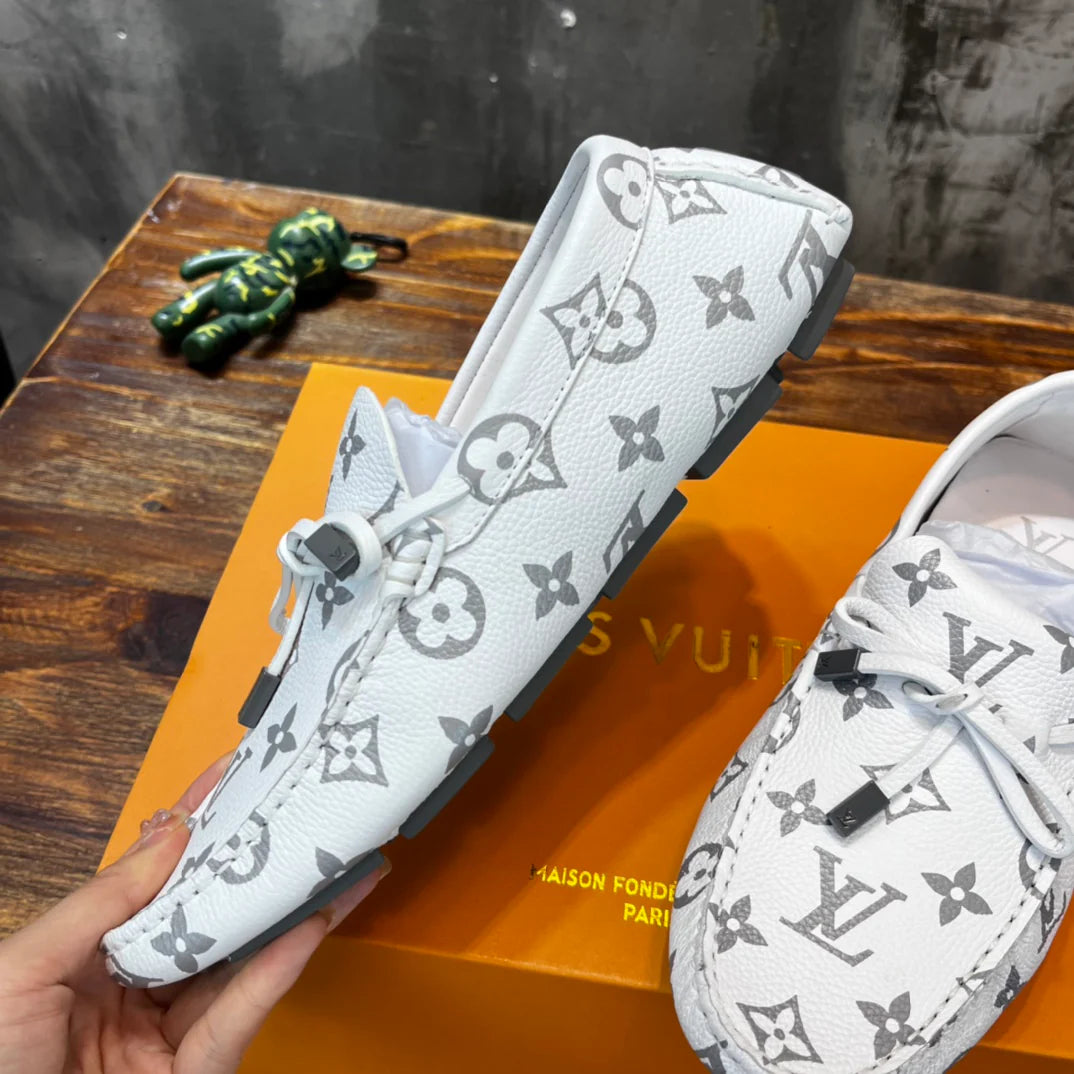 LV SNEAKER