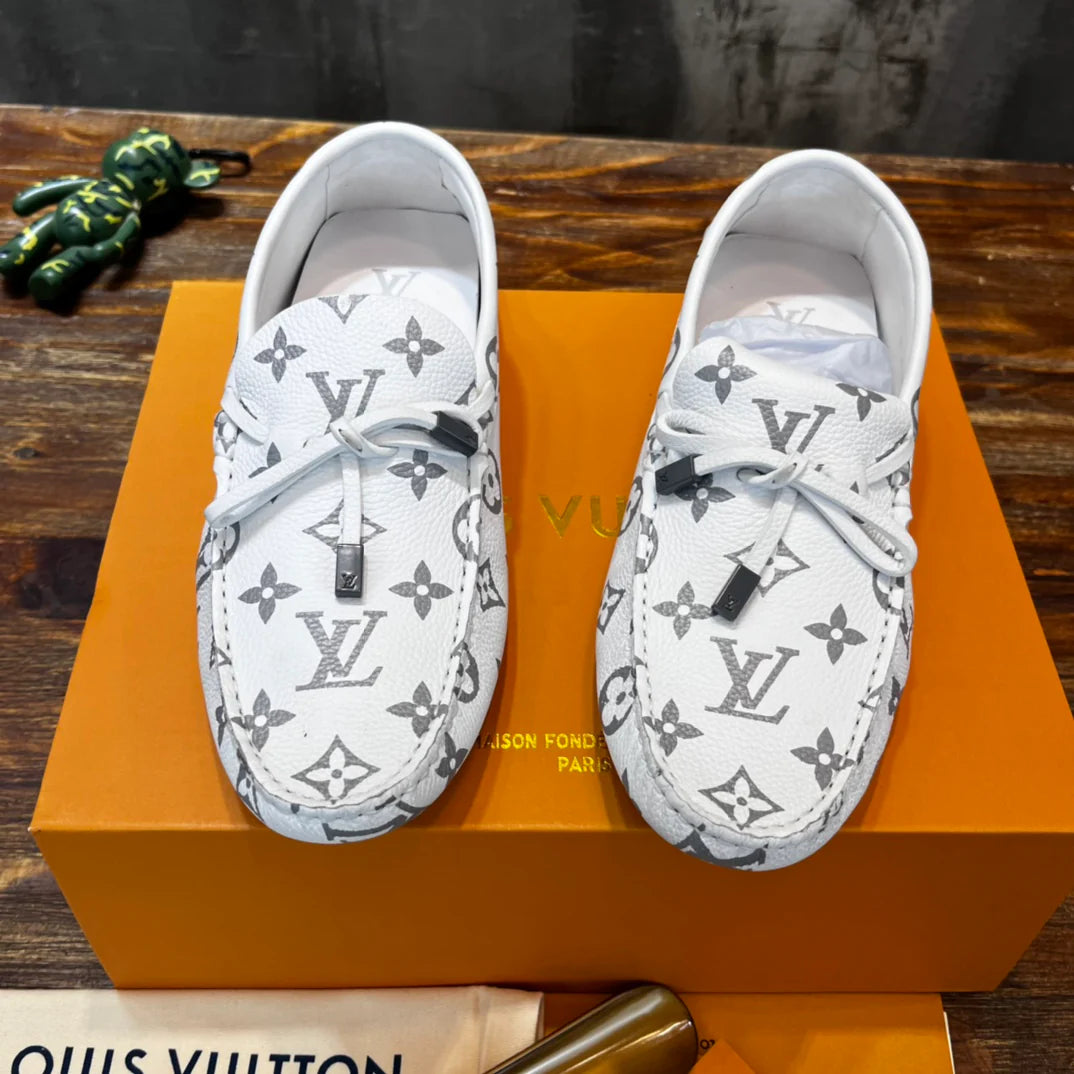 LV SNEAKER