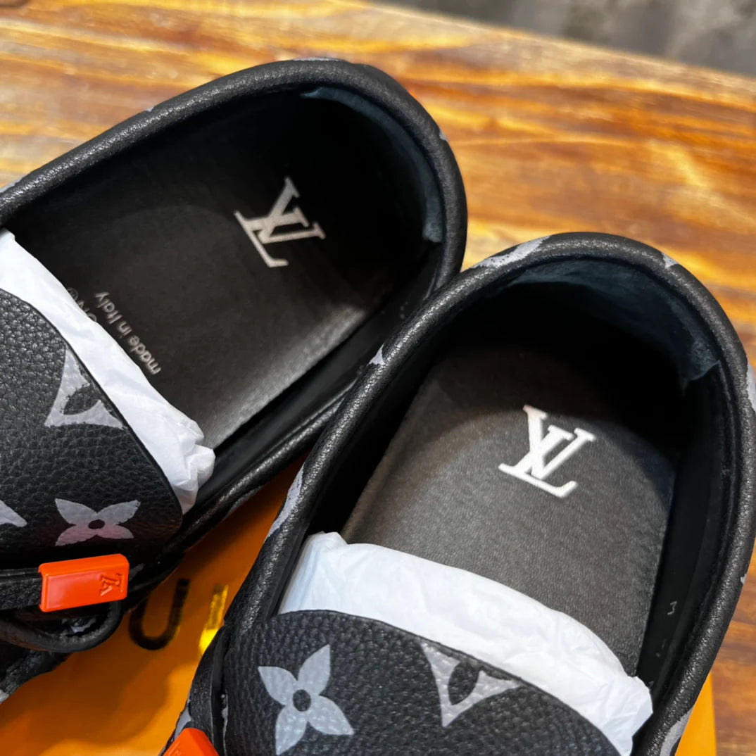 LV SNEAKER