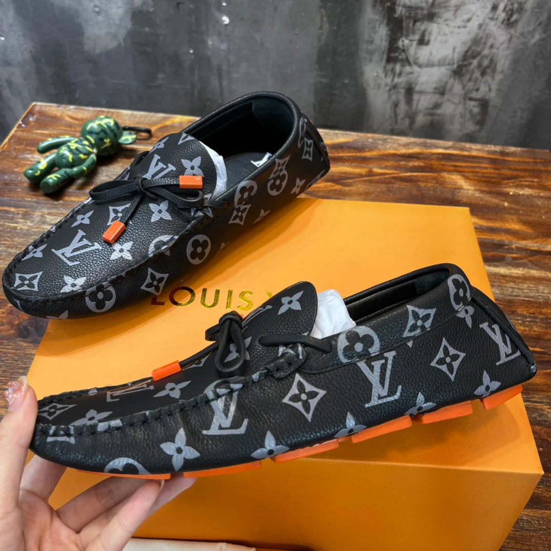 LV SNEAKER