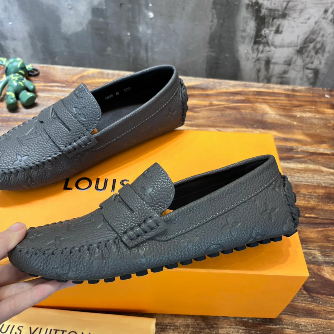 LV SNEAKER