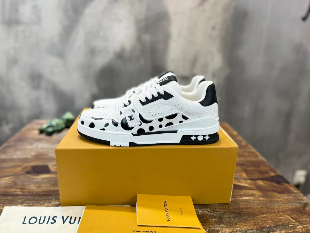 LV SNEAKER