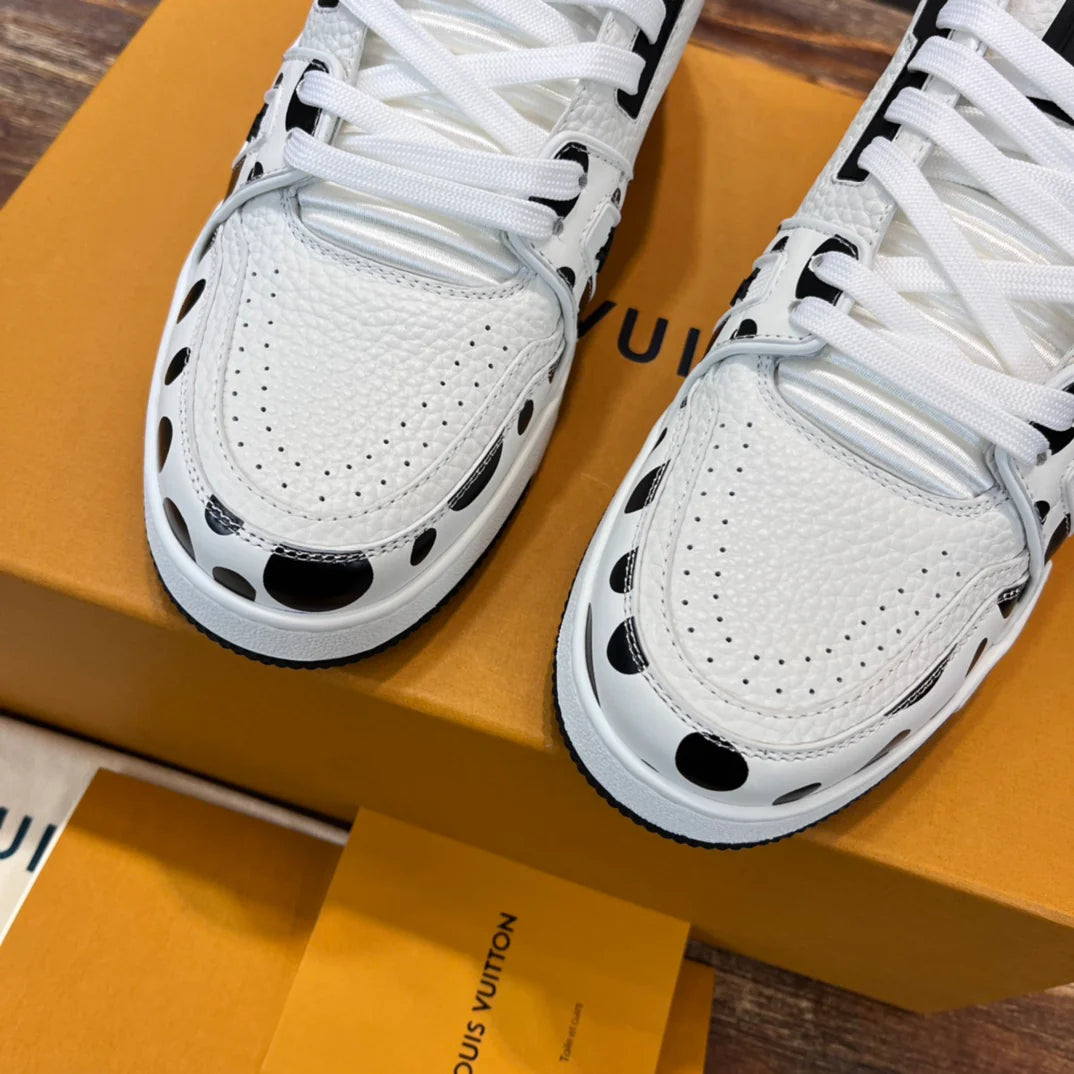 LV SNEAKER