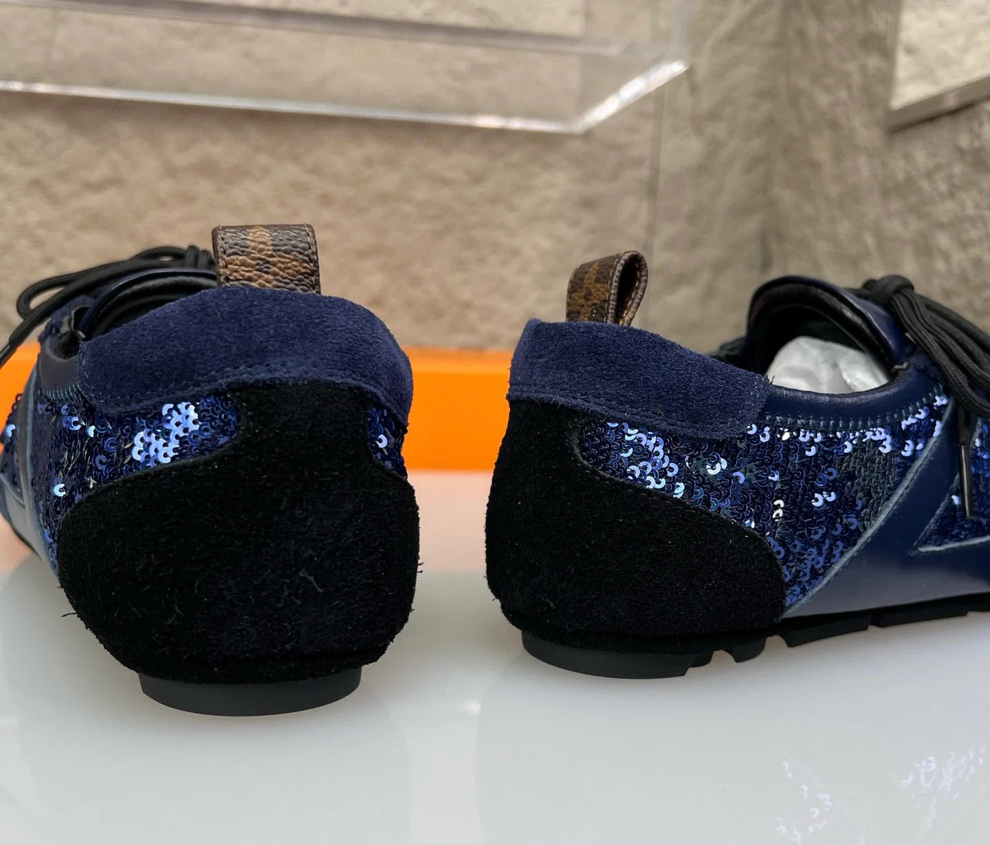 LV SNEAKER