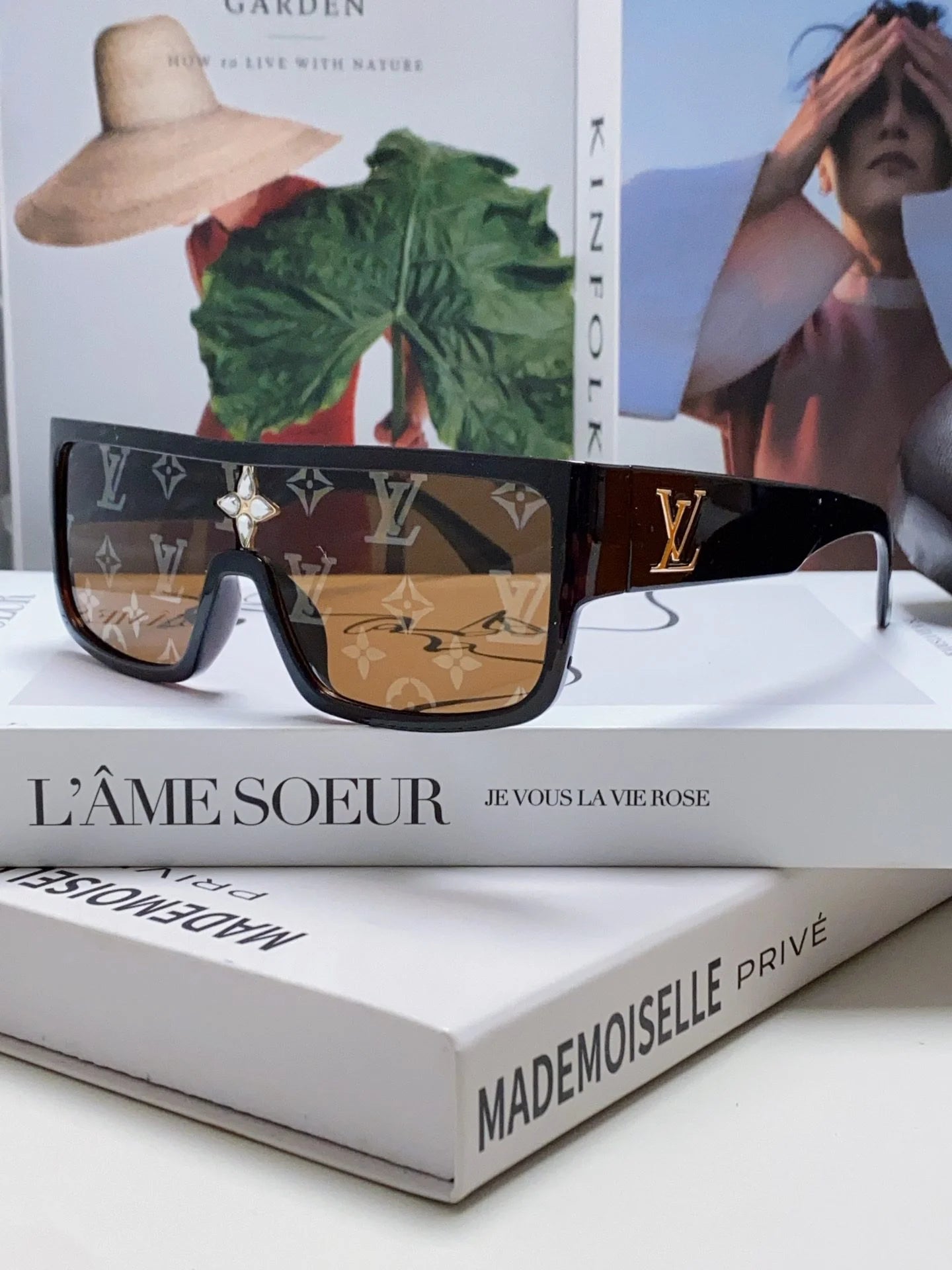LV SUNGLASSES
