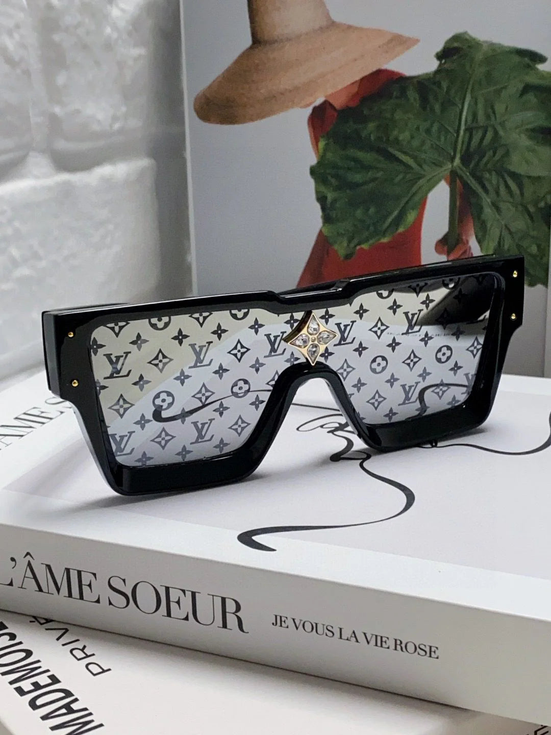 LV SUNGLASSES