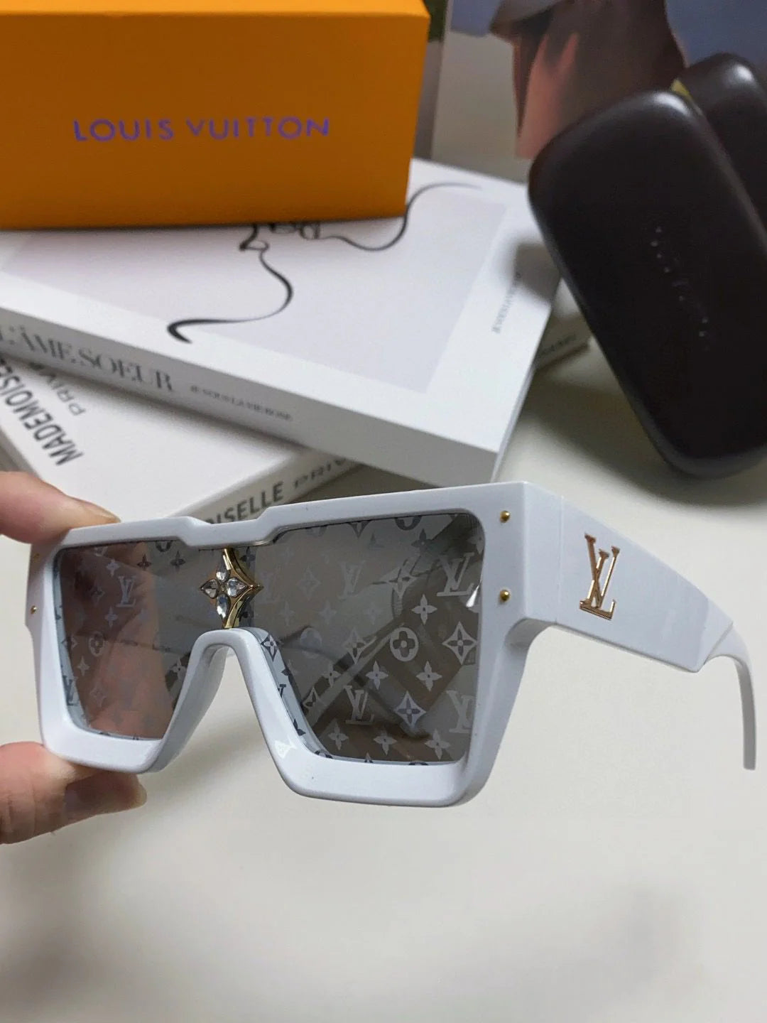 LV SUNGLASSES