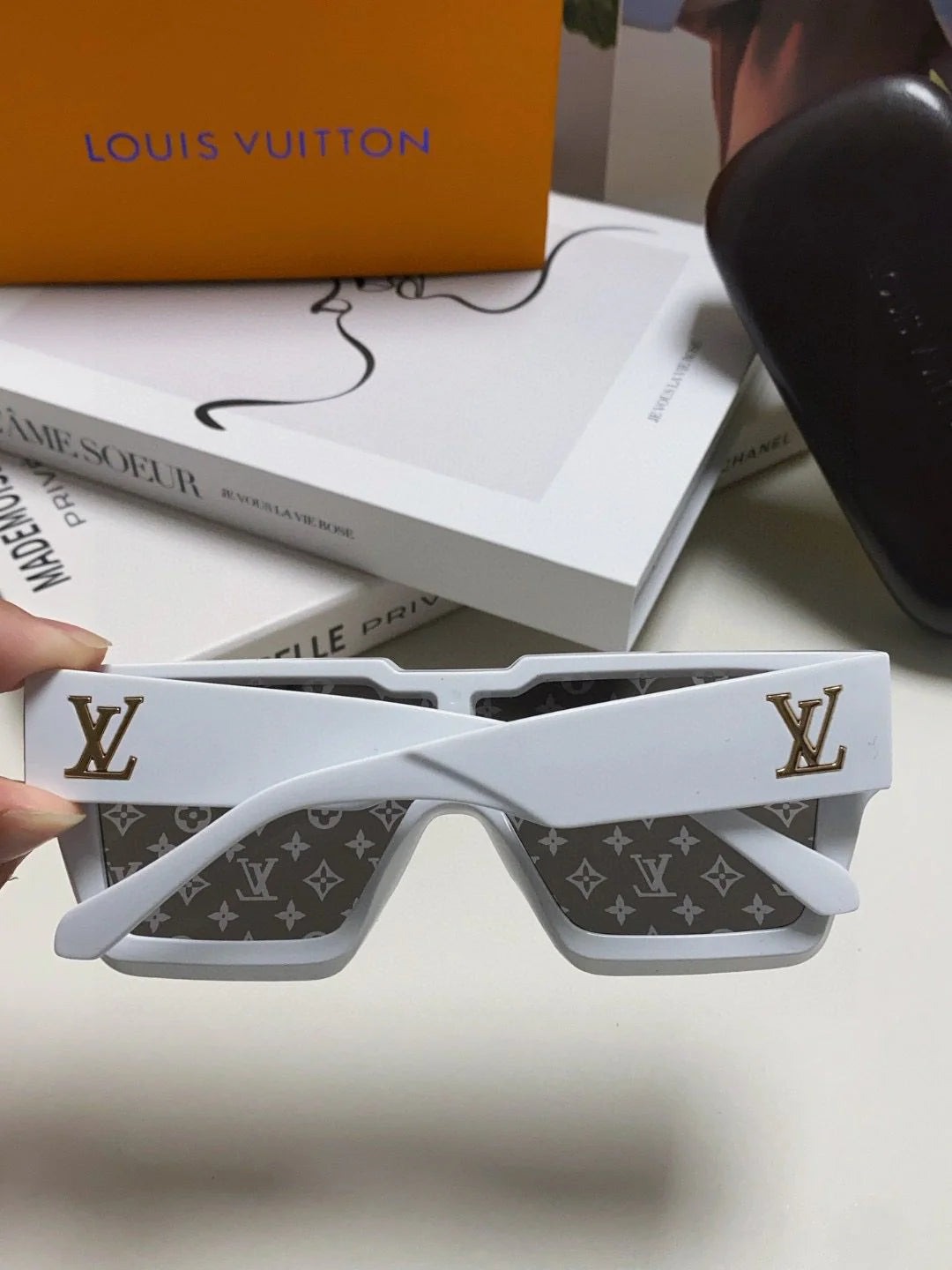 LV SUNGLASSES
