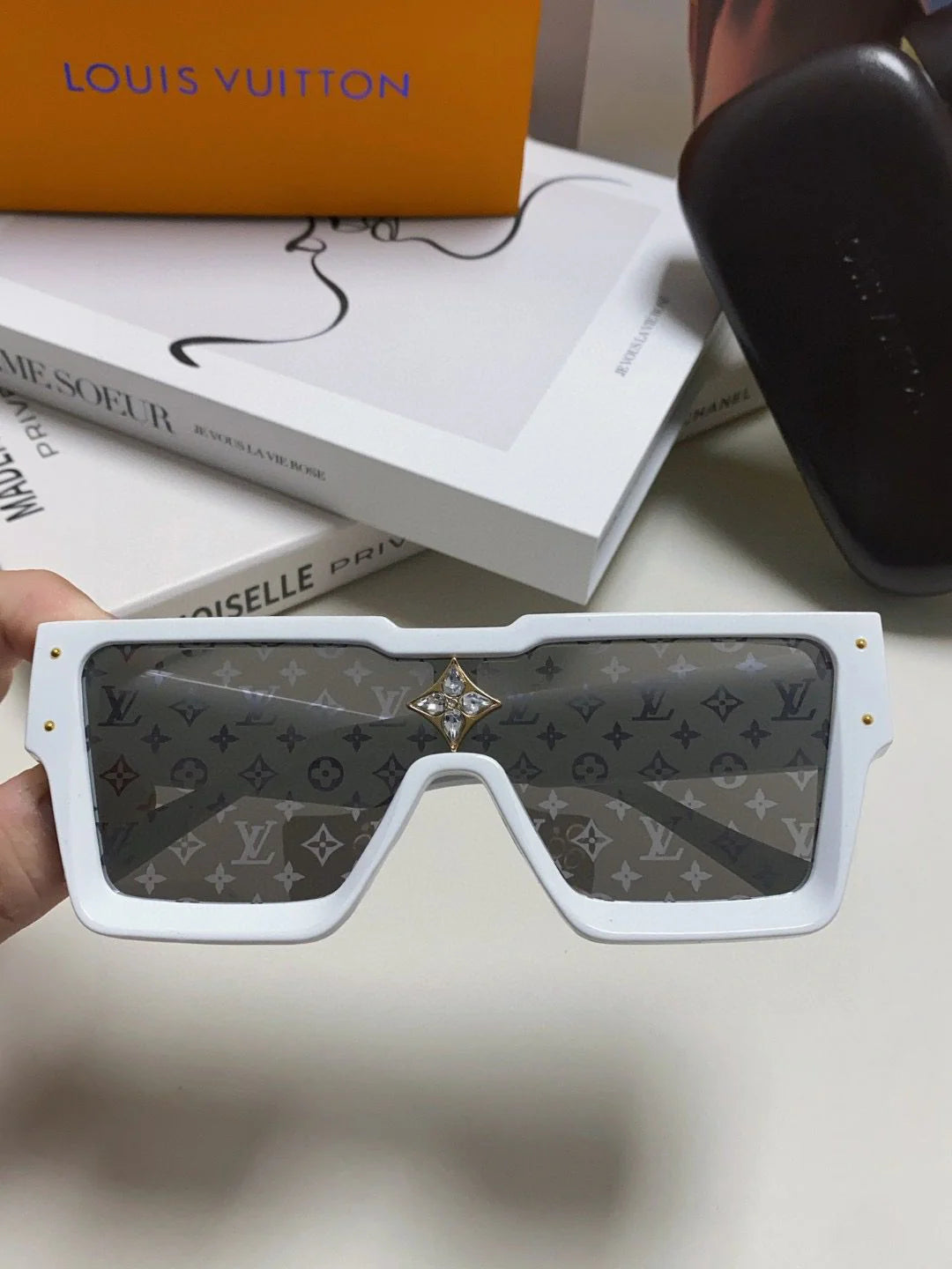 LV SUNGLASSES
