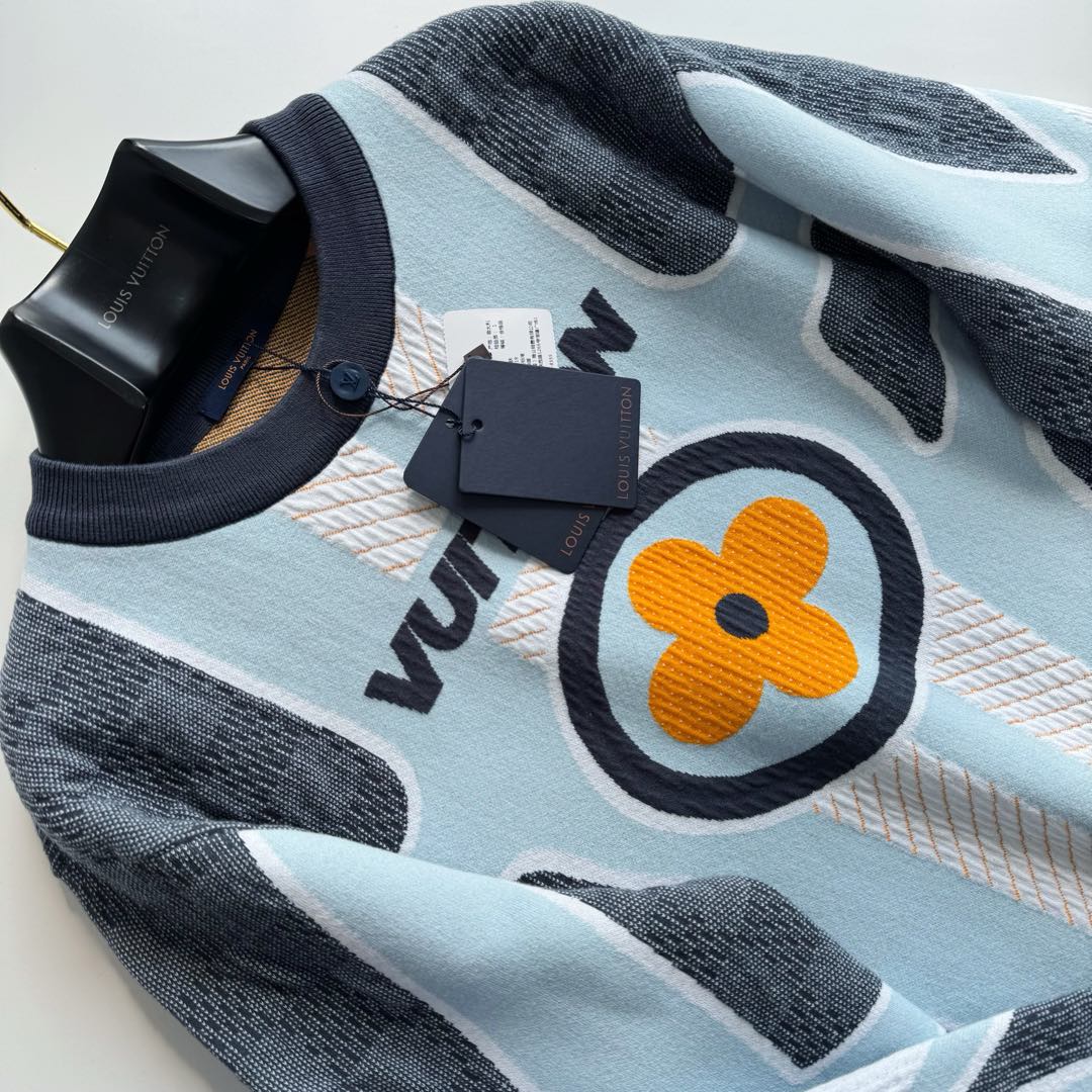 LV SWEATER