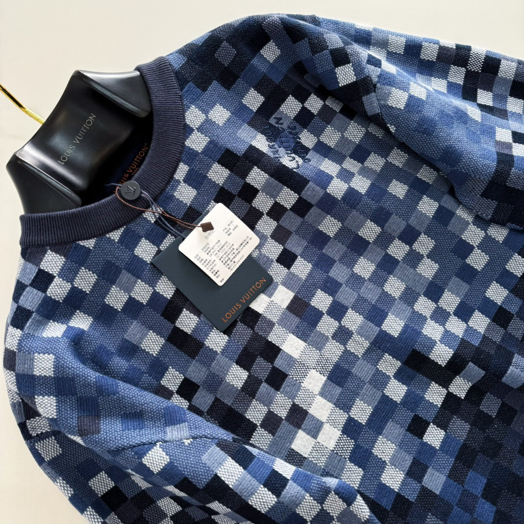 LV SWEATER
