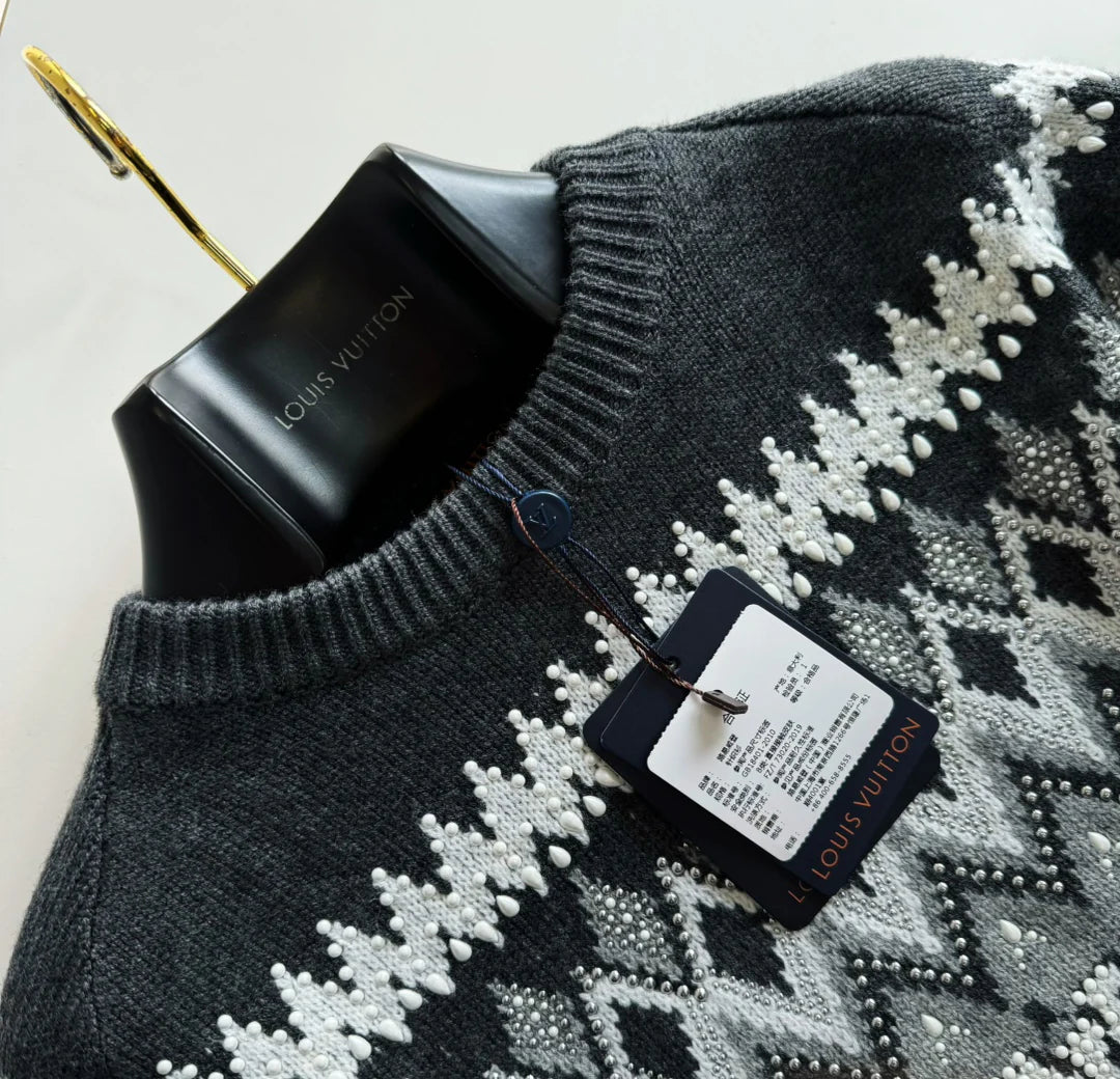 LV SWEATER
