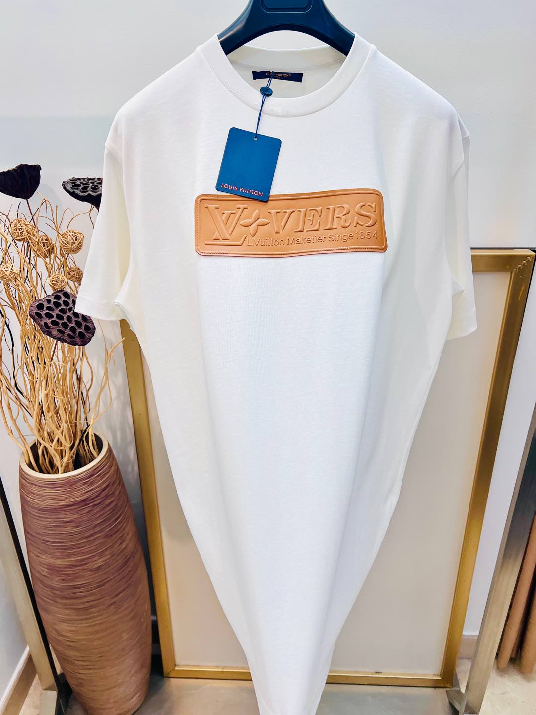 LV TSHIRT