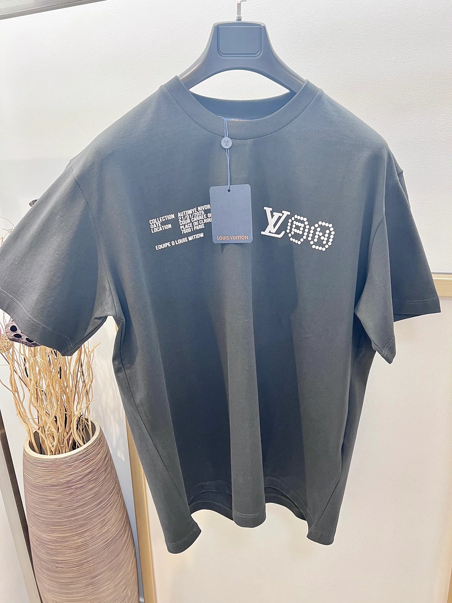 LV TSHIRT