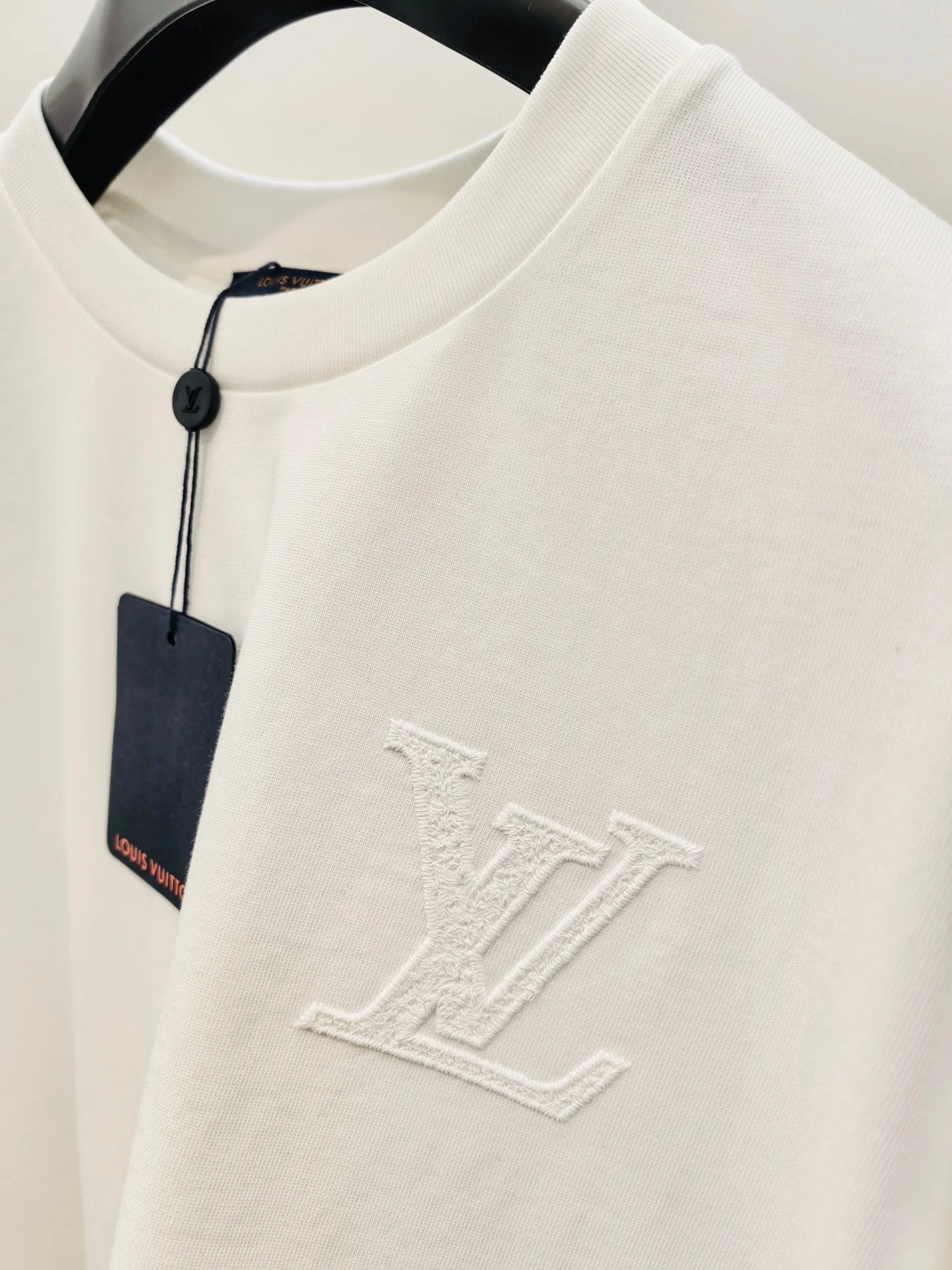 LV TSHIRT