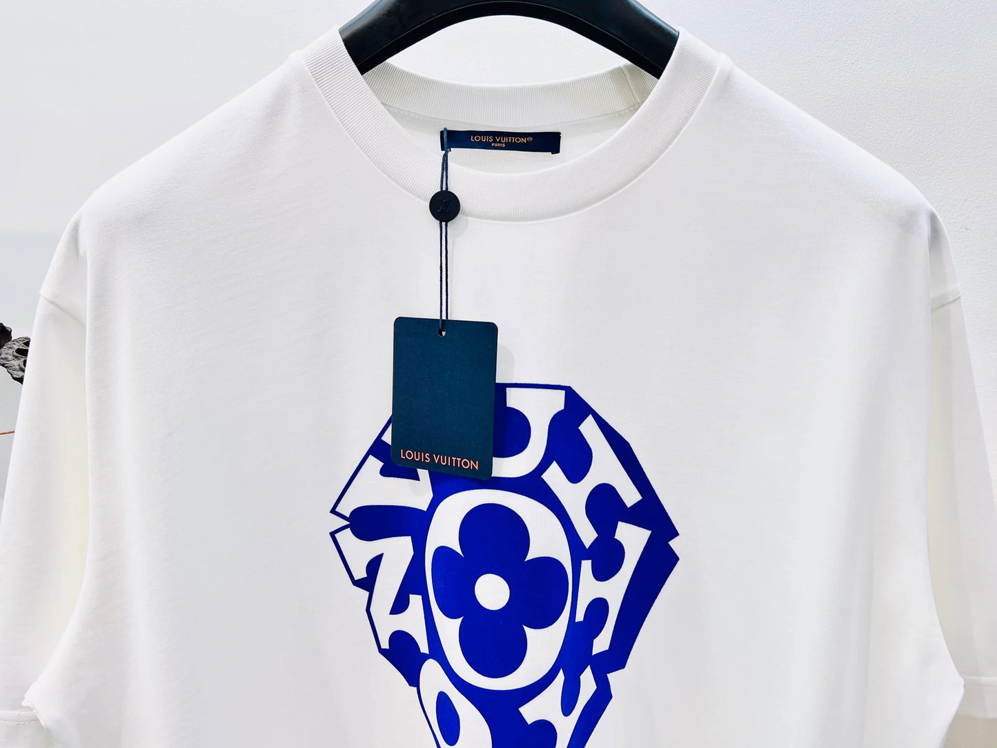 LV TSHIRT