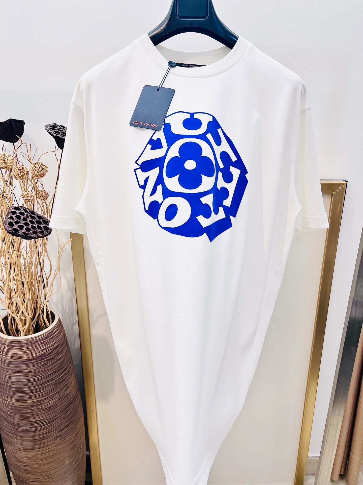 LV TSHIRT