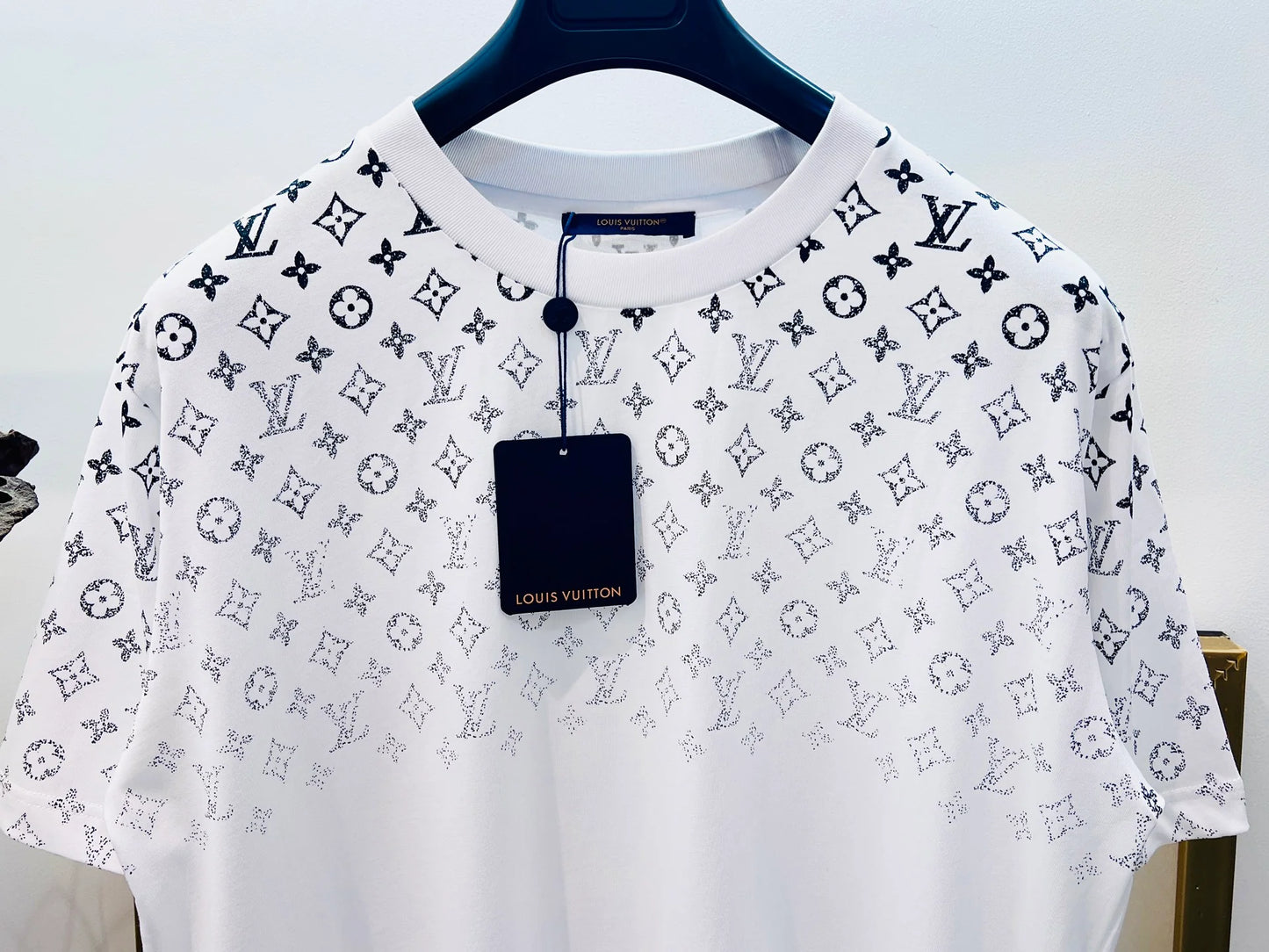 LV TSHIRT