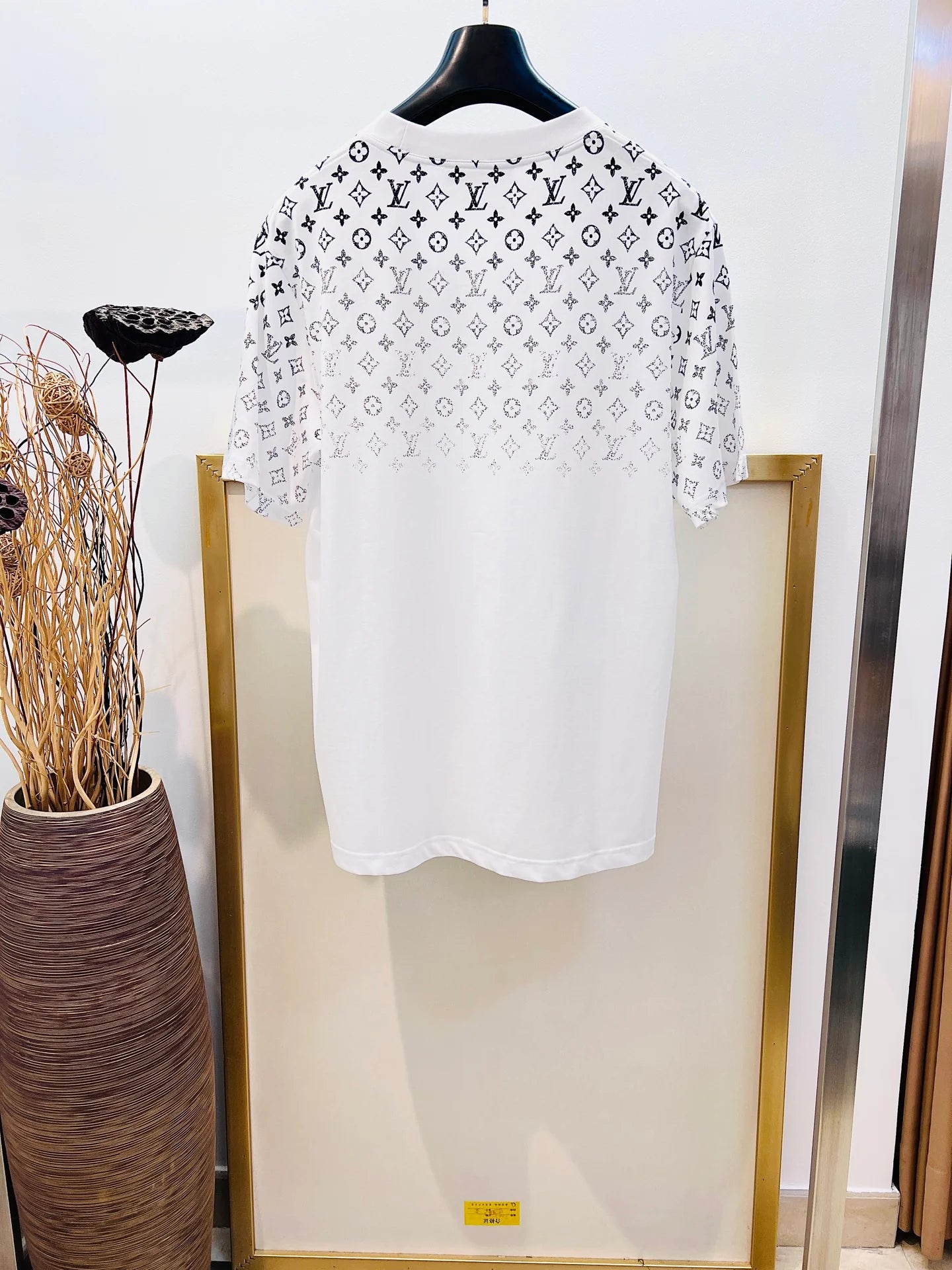 LV TSHIRT