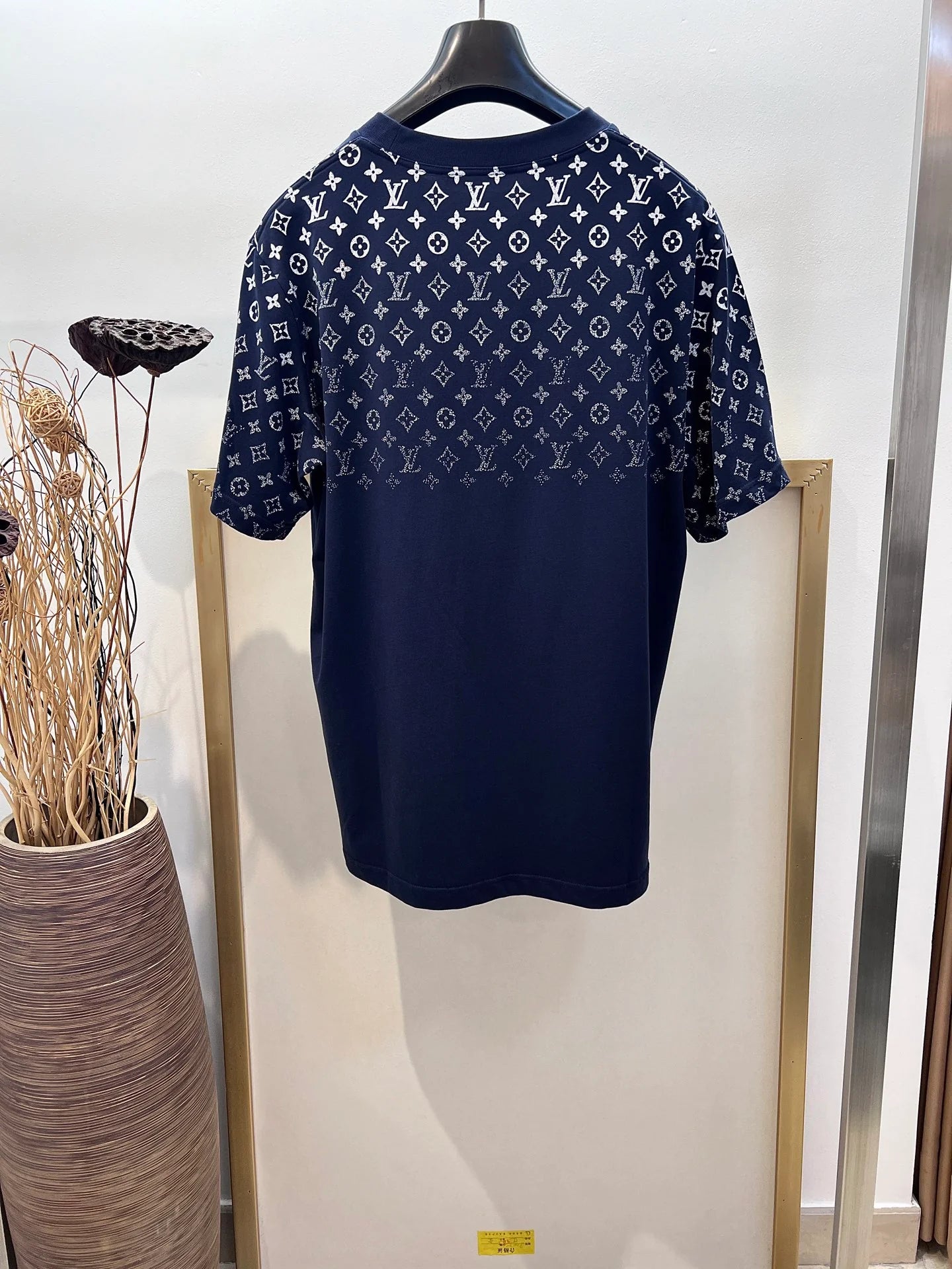 LV TSHIRT