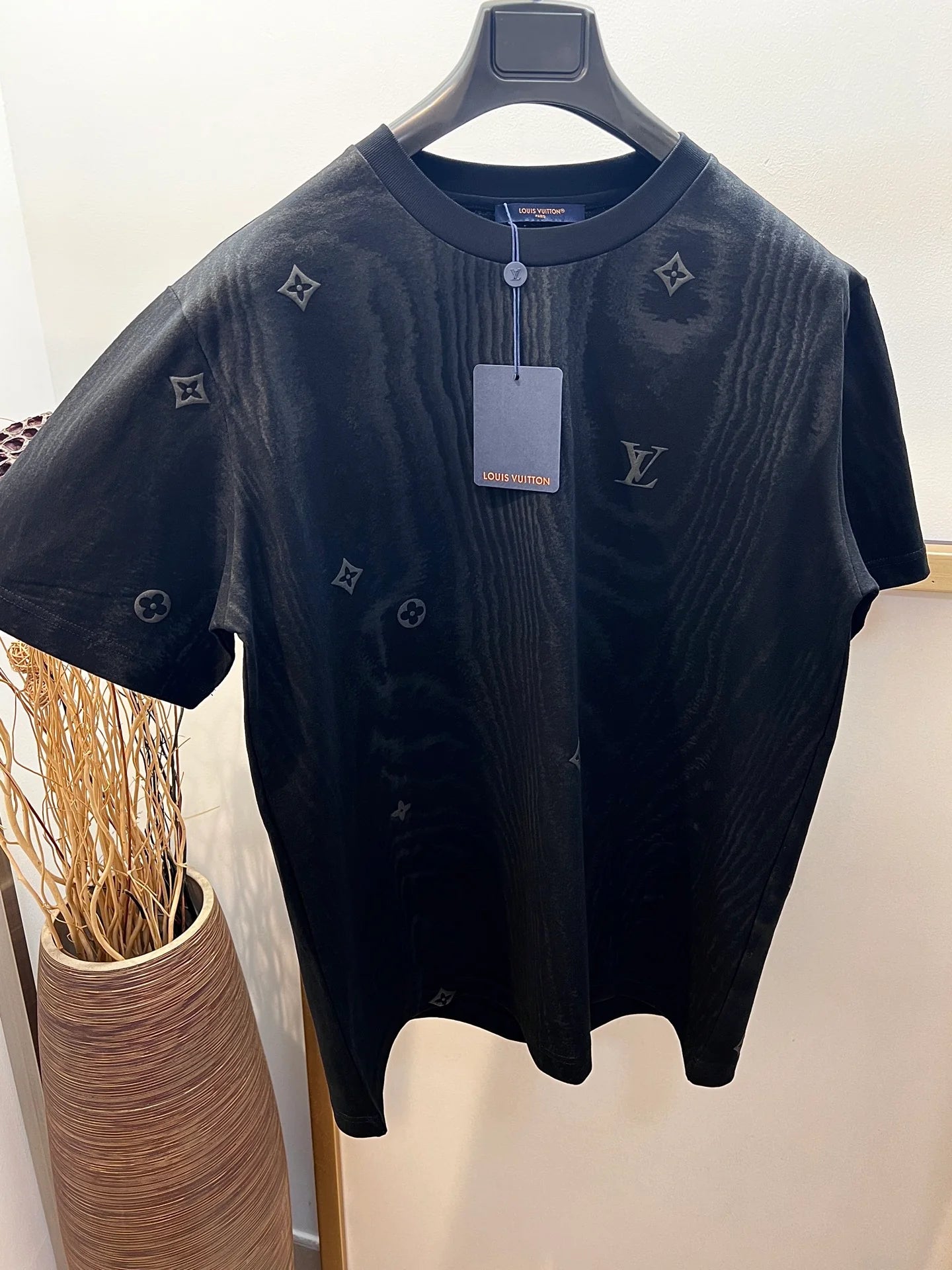 LV TSHIRT
