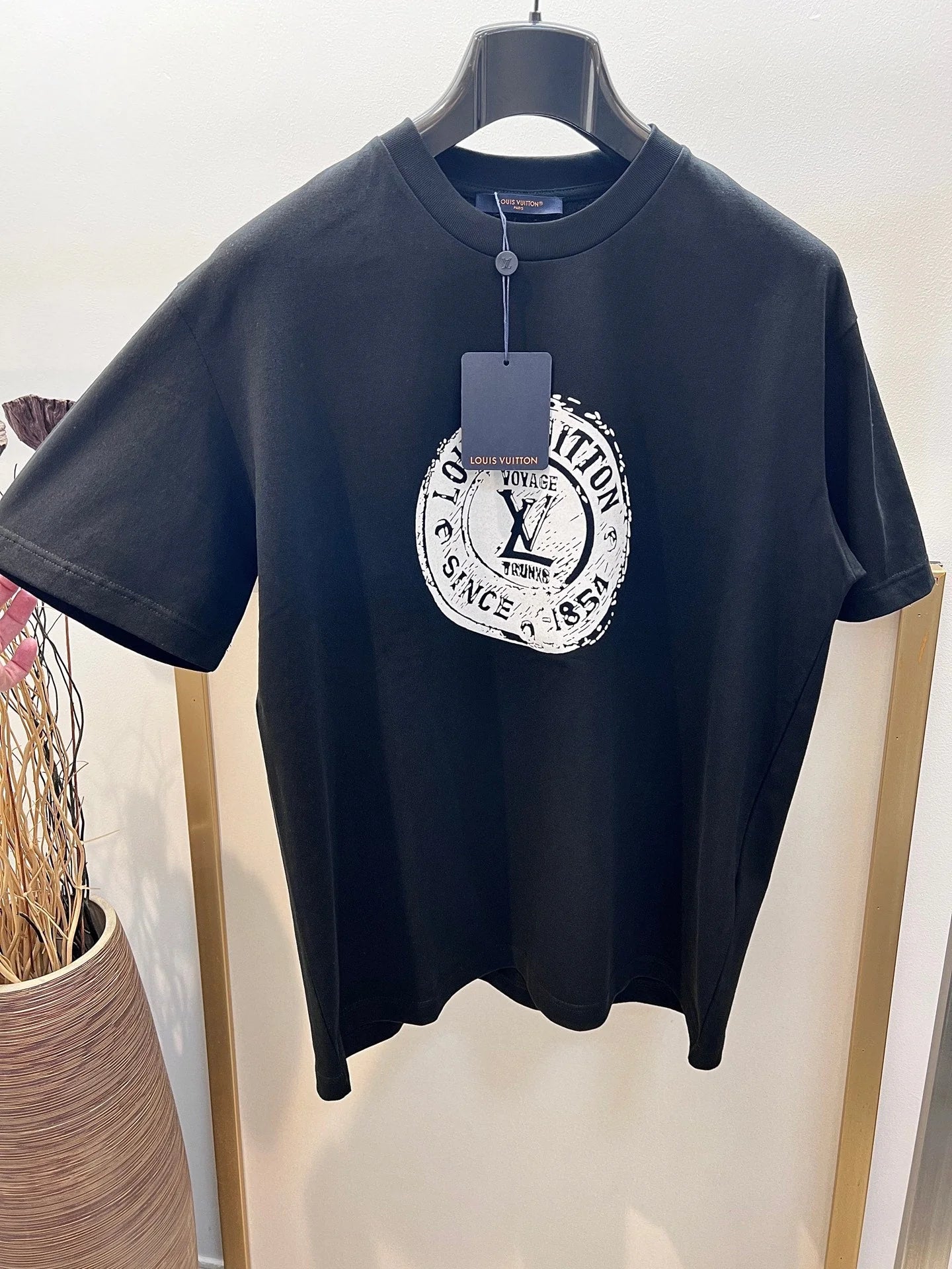 LV TSHIRT 2025
