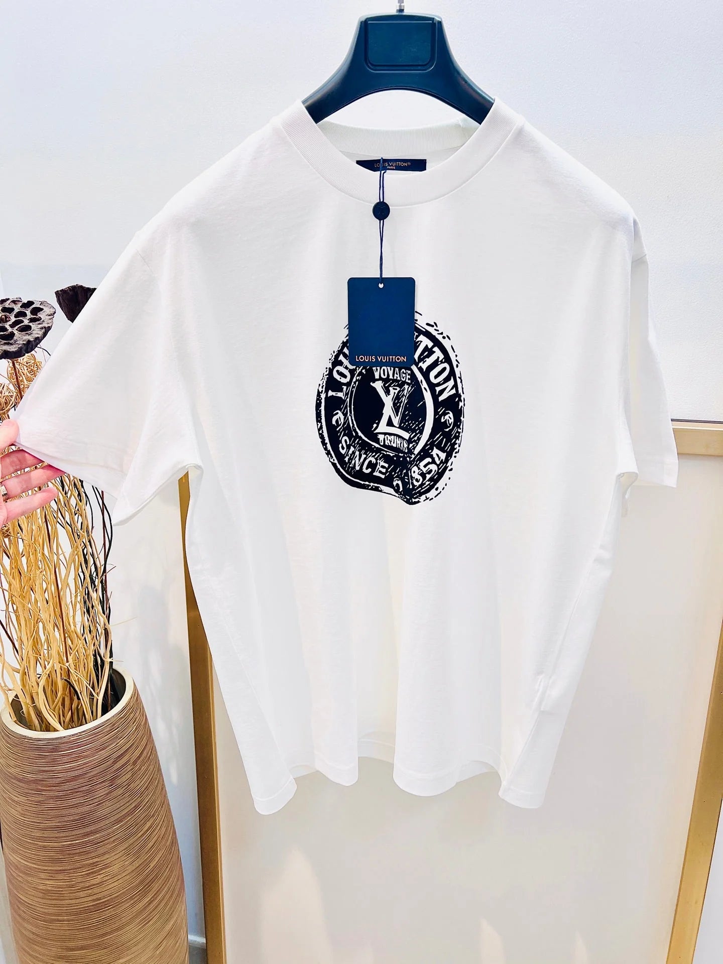 LV TSHIRT 2025