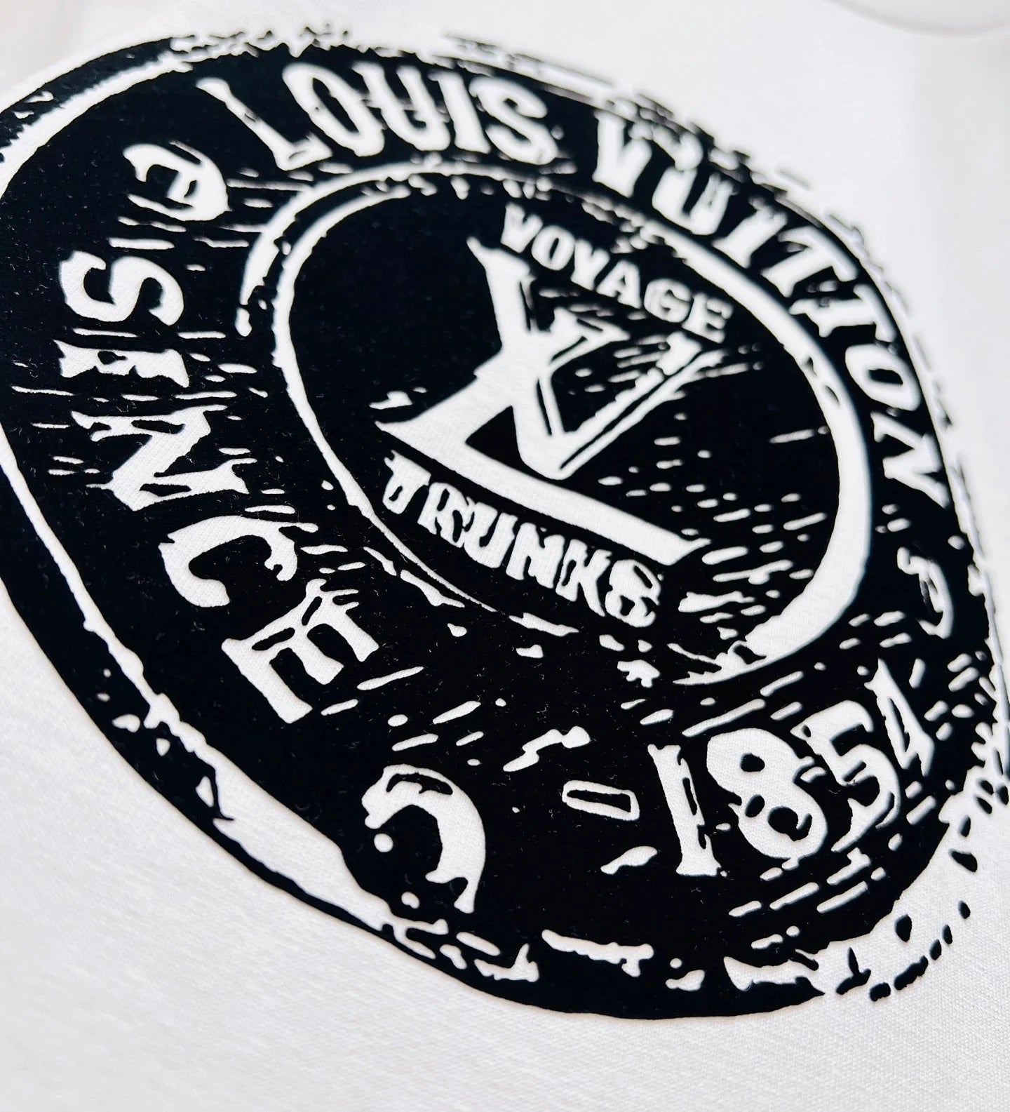 LV TSHIRT 2025