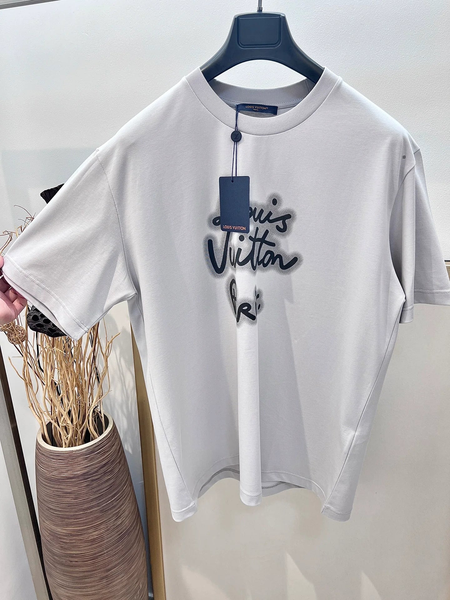 LV TSHIRT