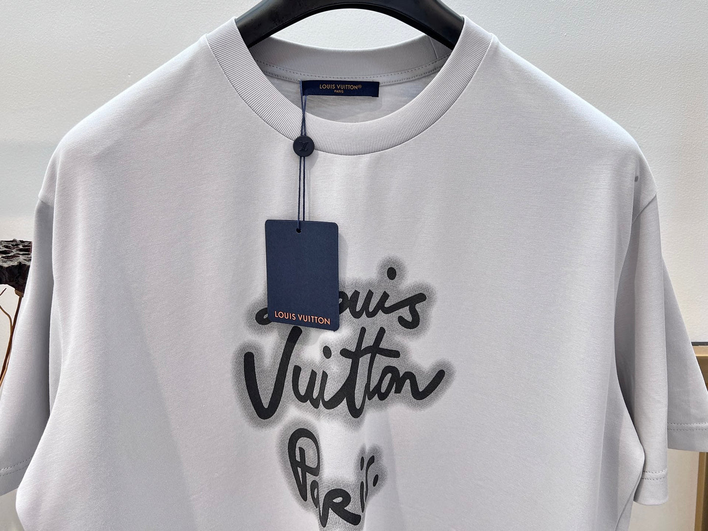 LV TSHIRT