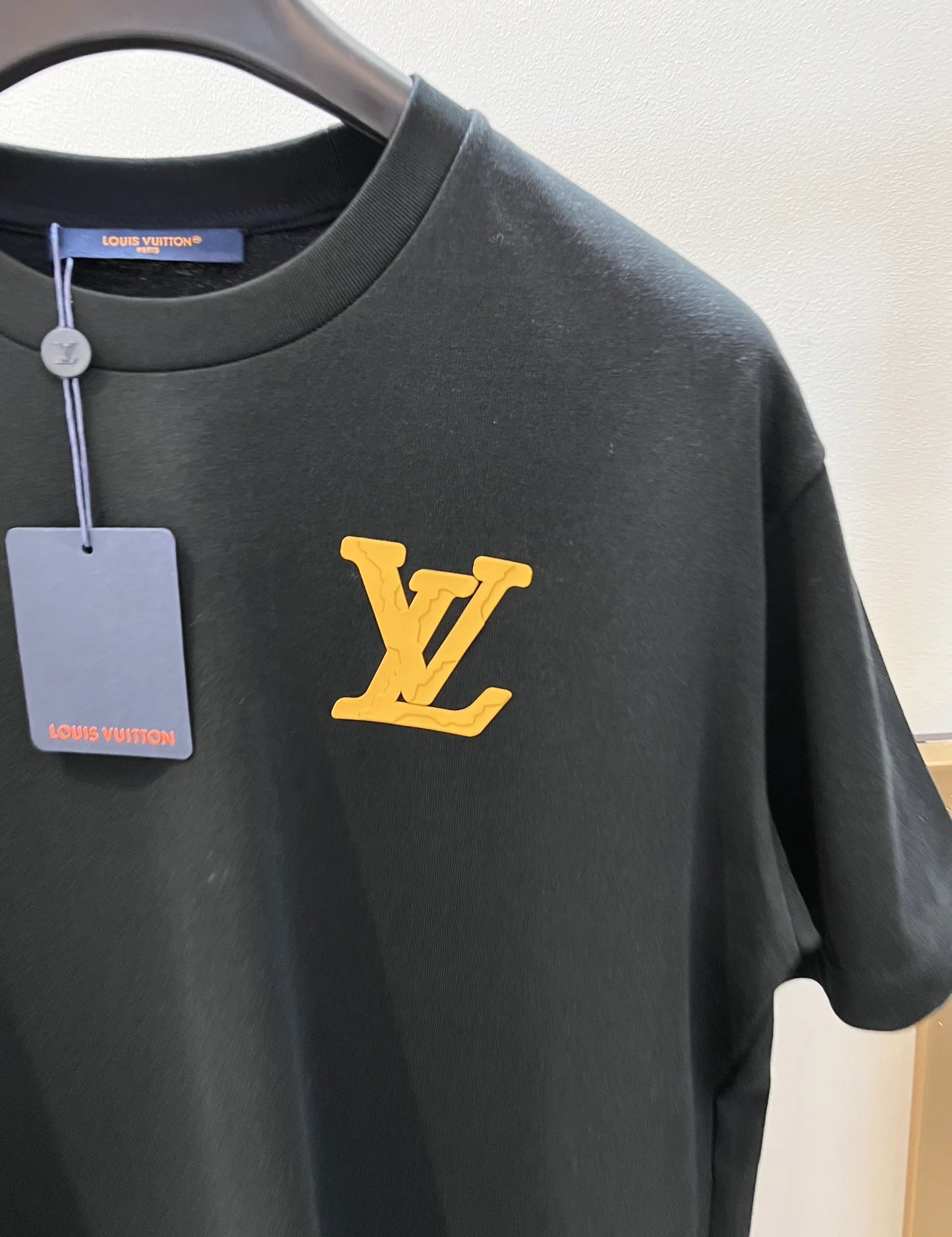 LV TSHIRT