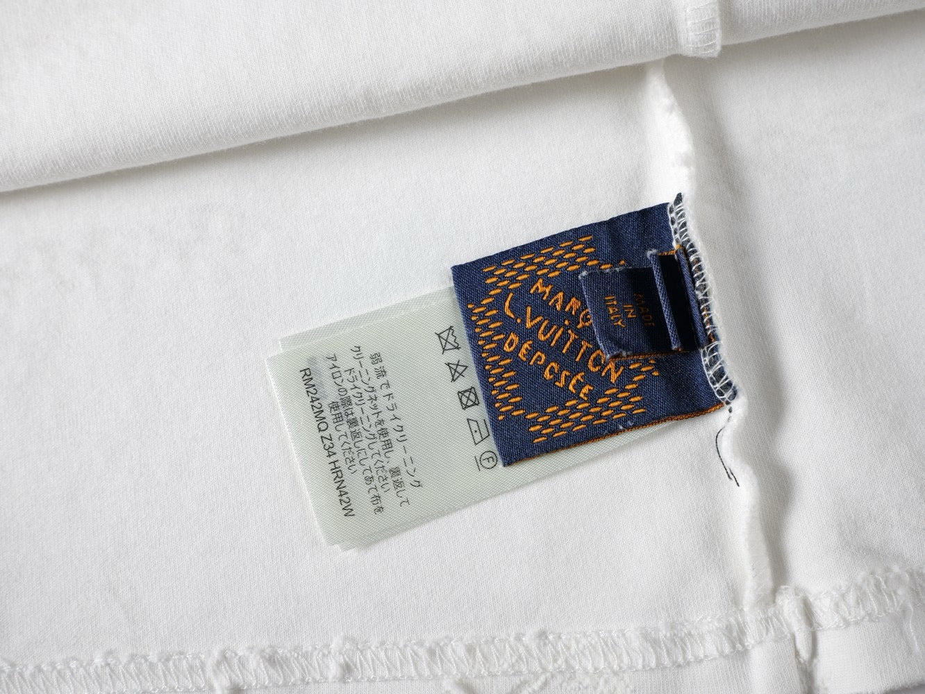 LV TSHIRT