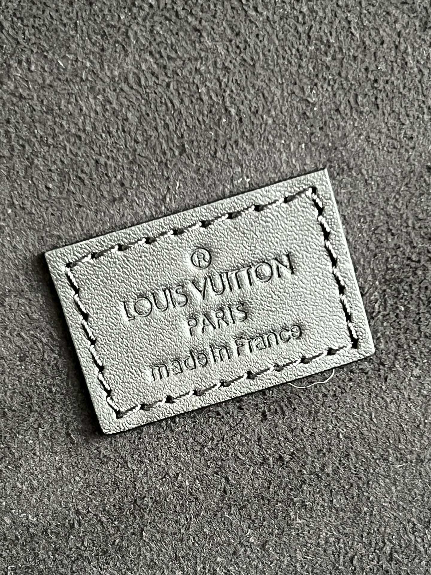 LV WATCHES BOX