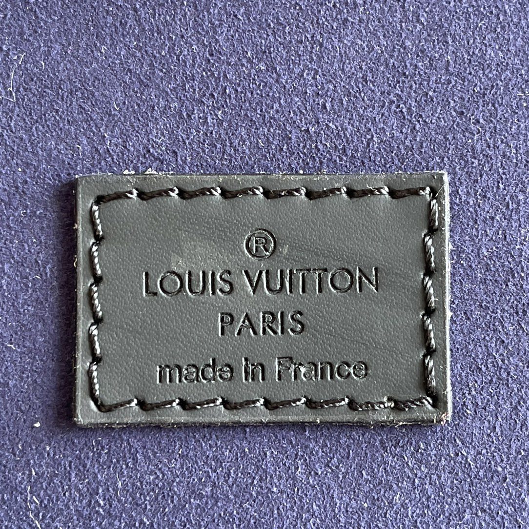 LV WATCHES BOX