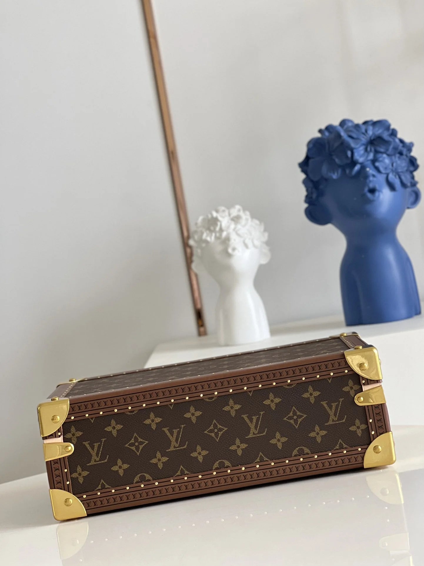 LV WATCHES BOX