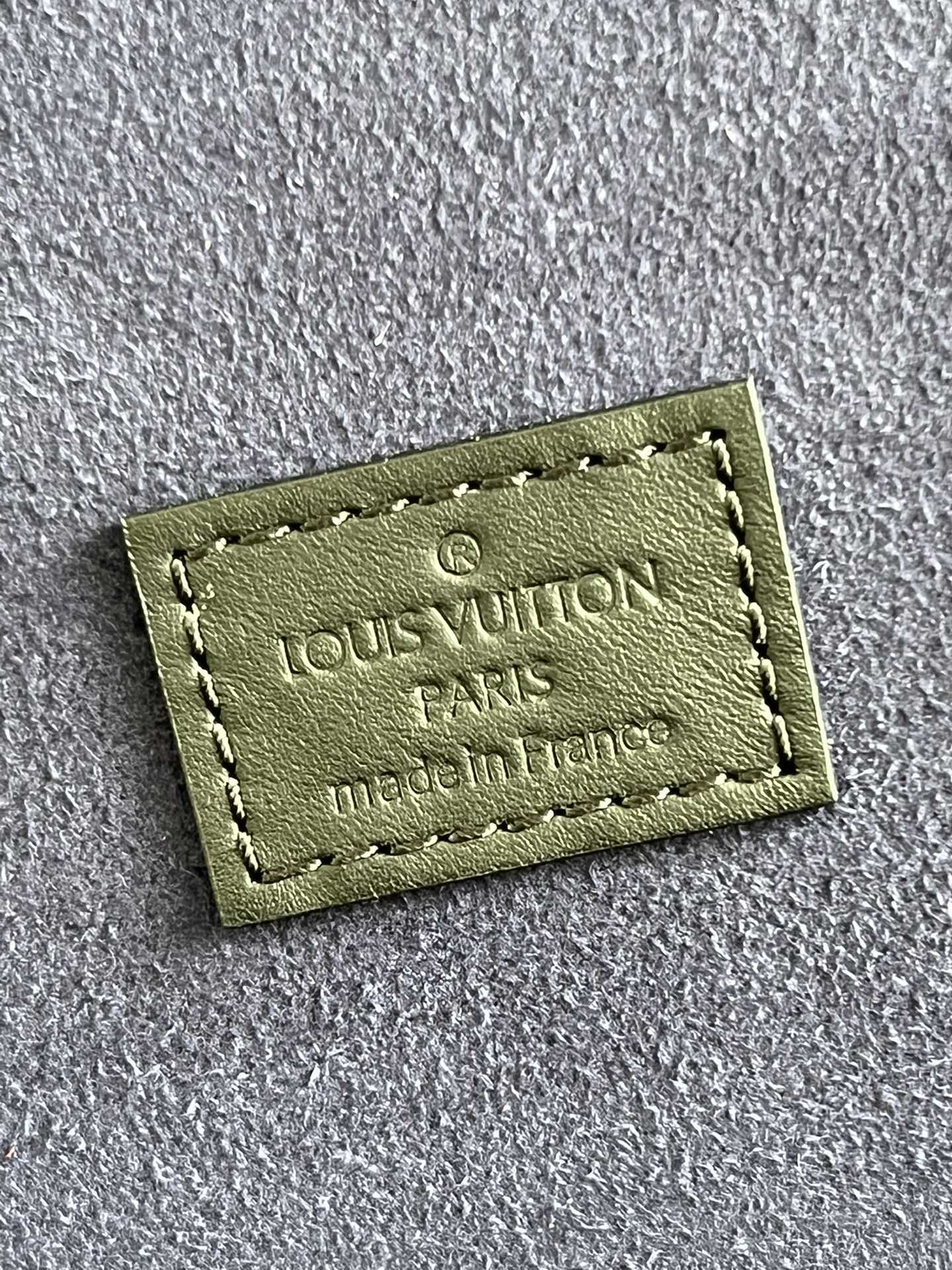 LV WATCHES BOX
