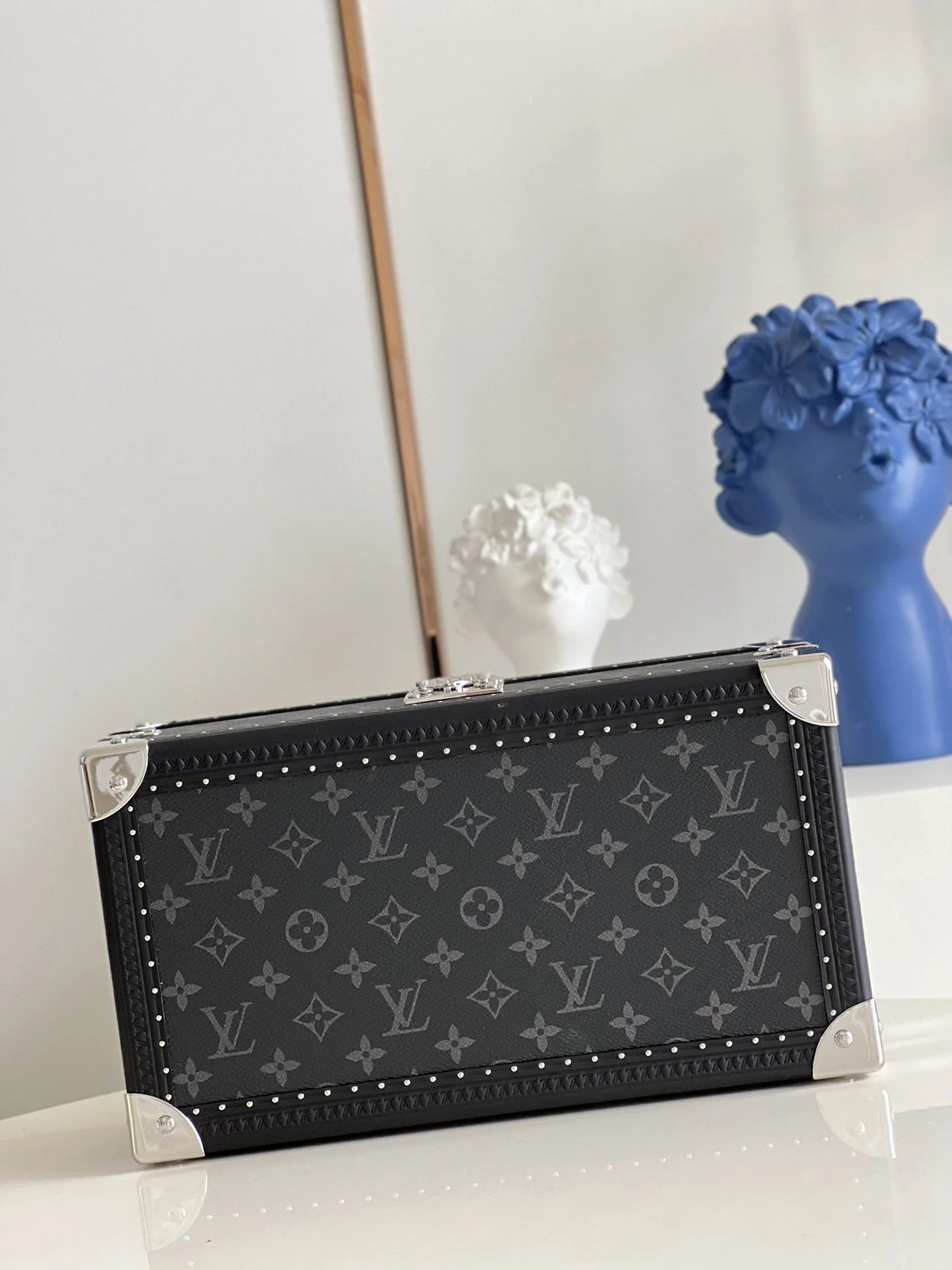 LV WATCHES BOX