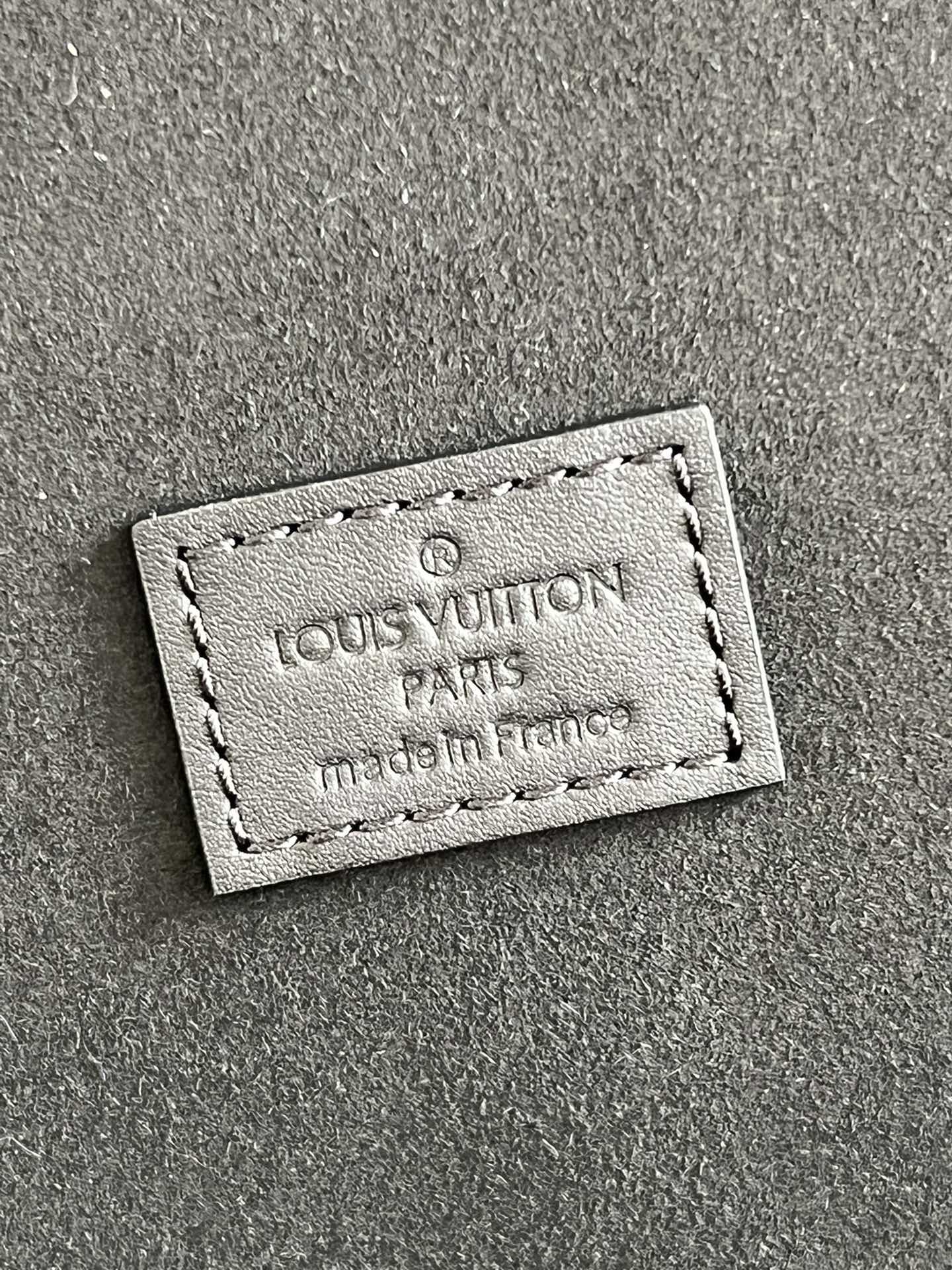 LV WATCHES BOX